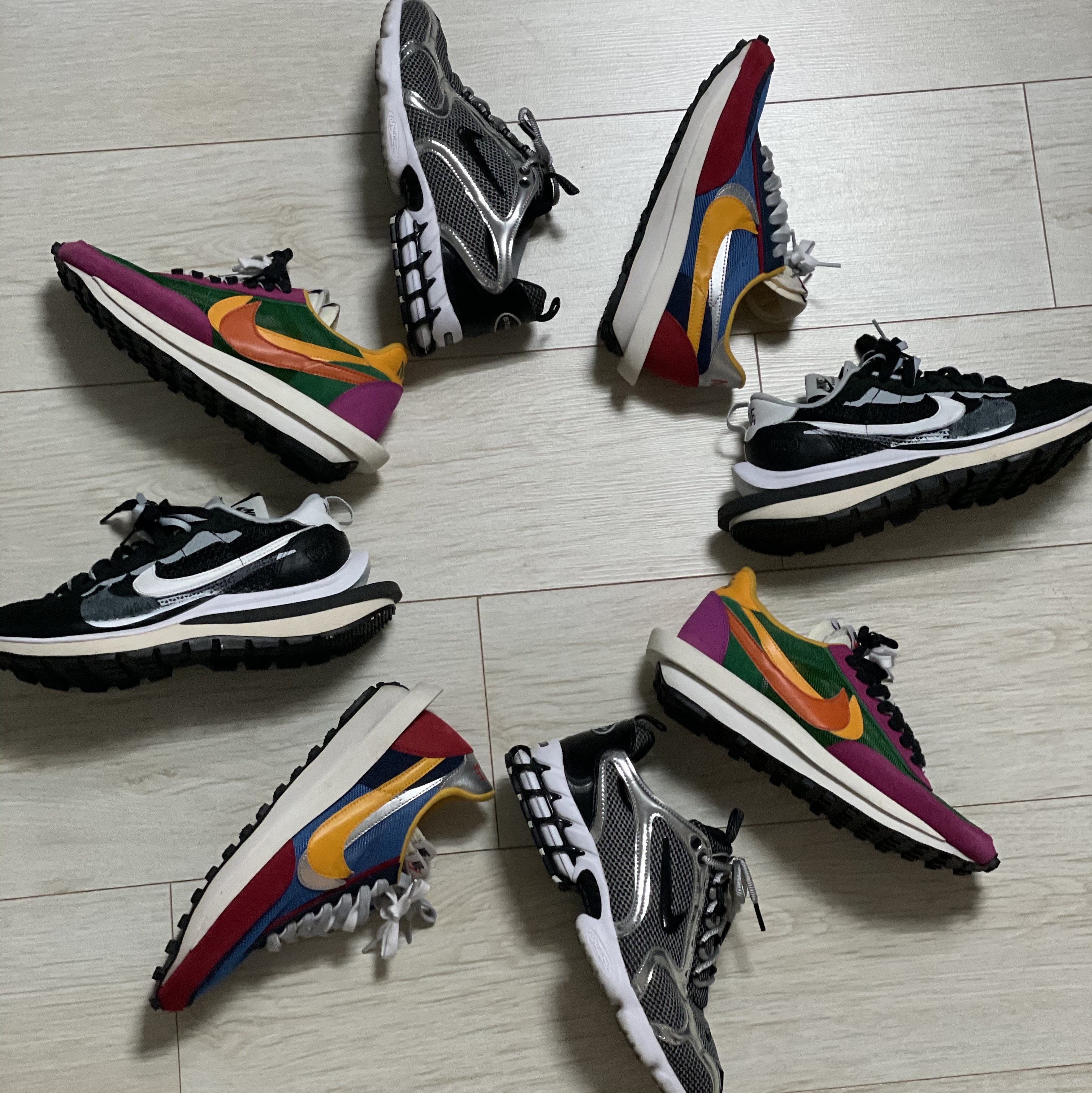 Nike x Sacai VaporWaffle Black White, Nike x Sacai LDWaffle Blue Multi 착용 스타일