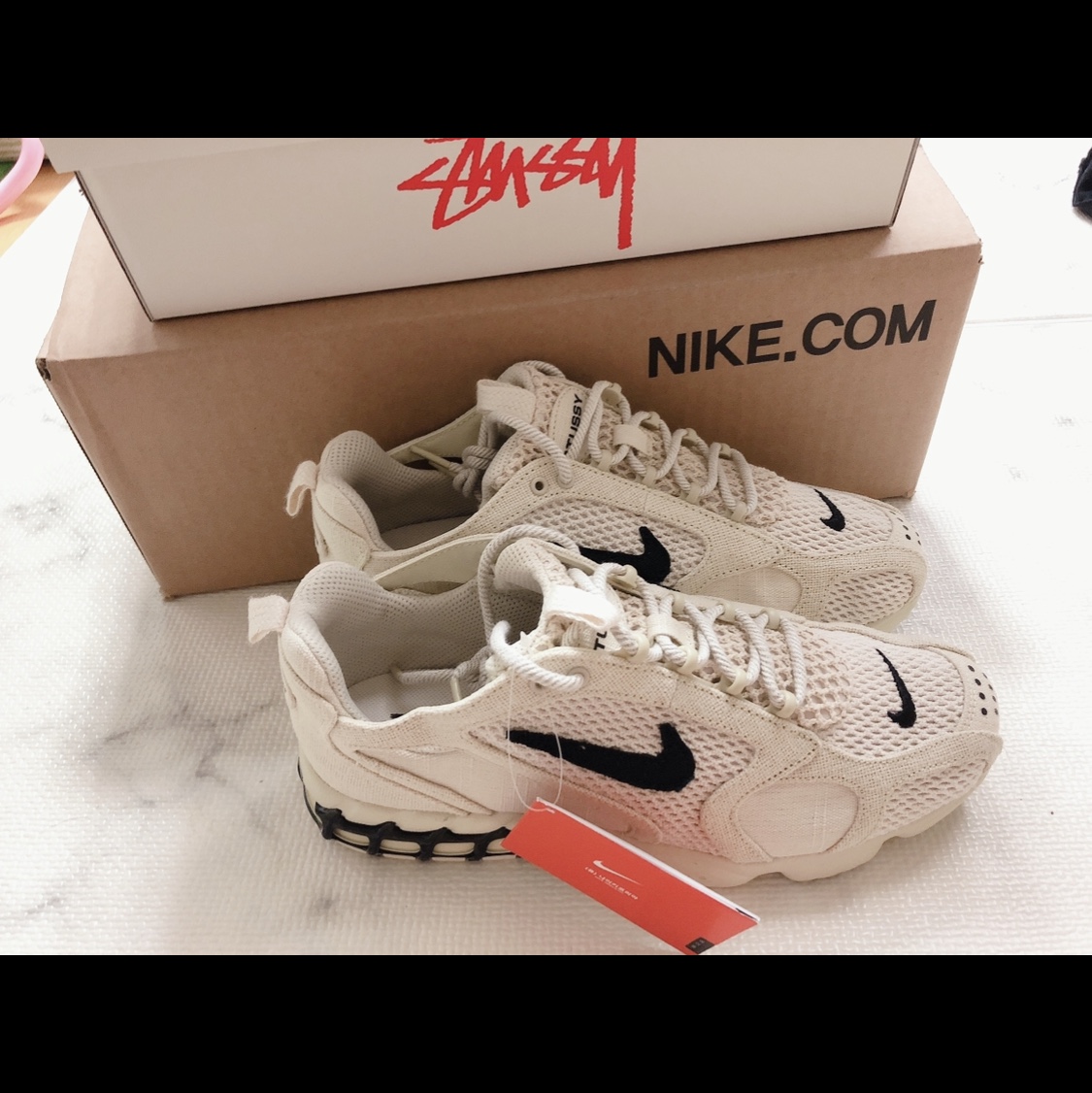 Nike x Stussy Air Zoom Spiridon Cage 2 Fossil 착용 스타일