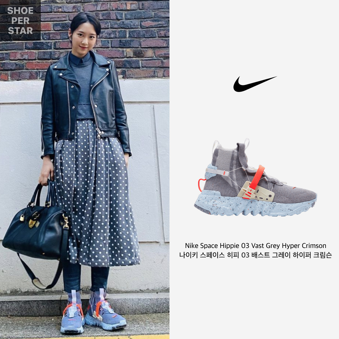 Converse x JW Anderson Run Star Hike Hi Black, Nike Space Hippie 03 Vast Grey Hyper Crimson 착용 스타일 - 3