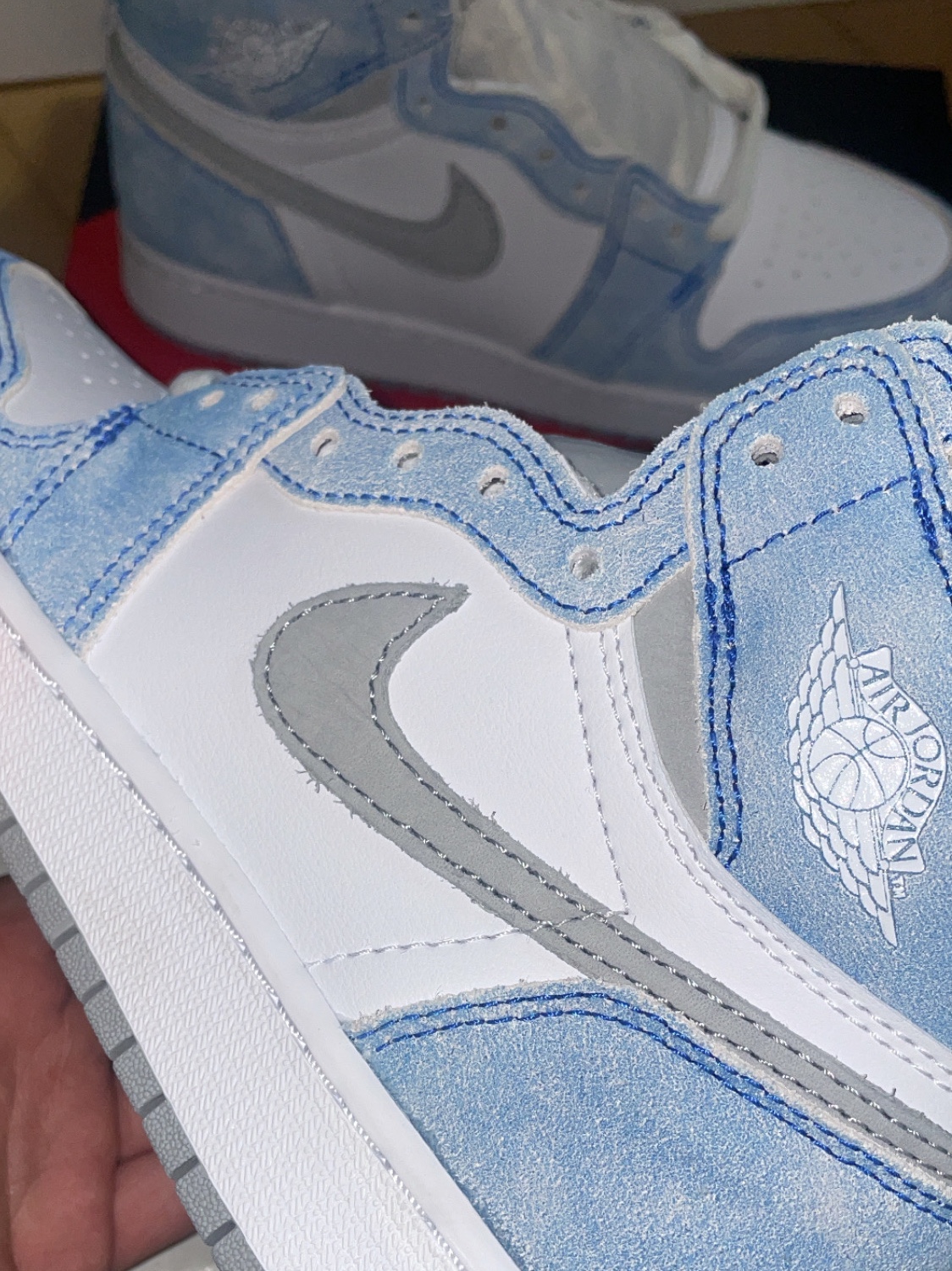 (GS) Jordan 1 Retro High OG Hyper Royal 착용 스타일 - 2