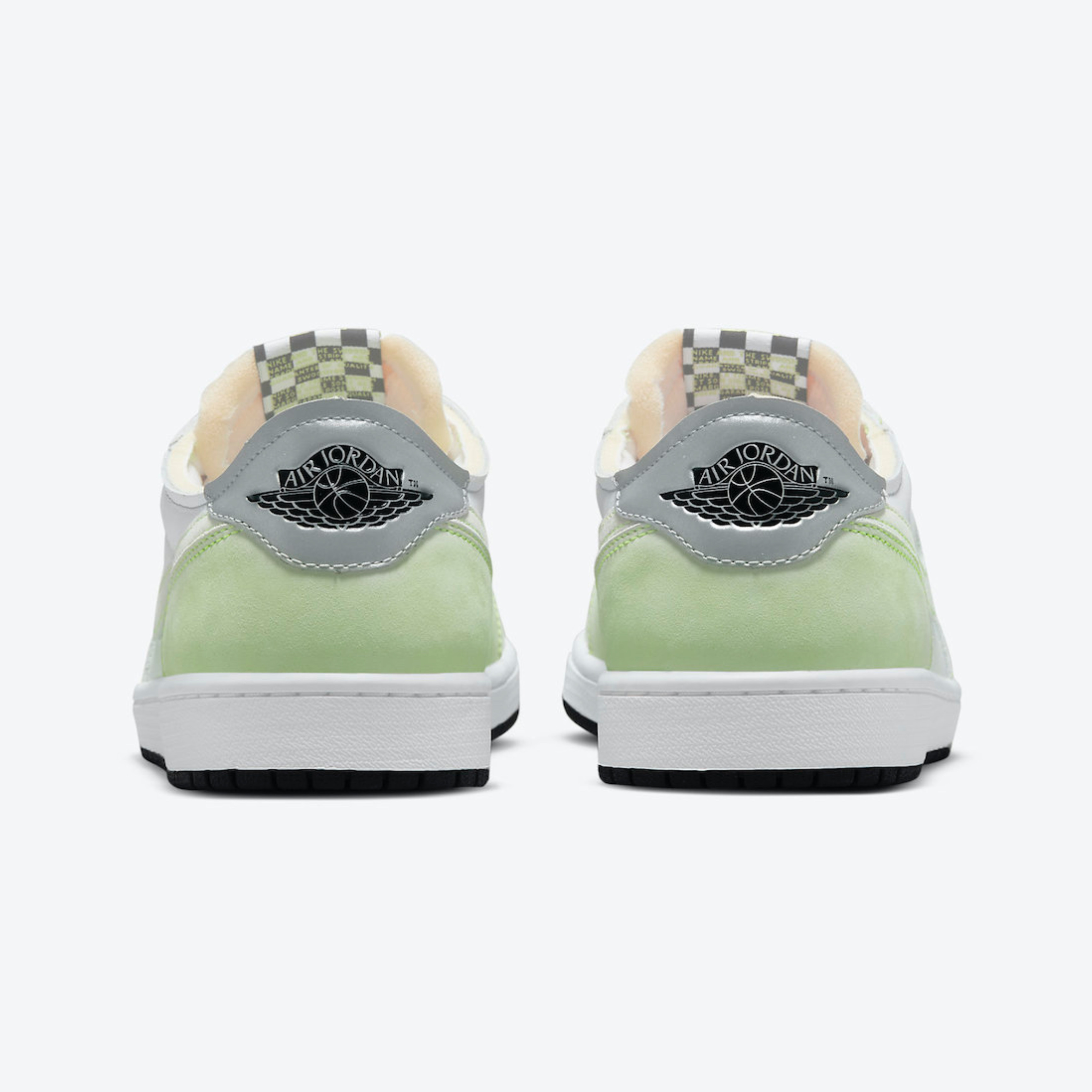 Jordan 1 Low OG Ghost Green 착용 스타일 - 5