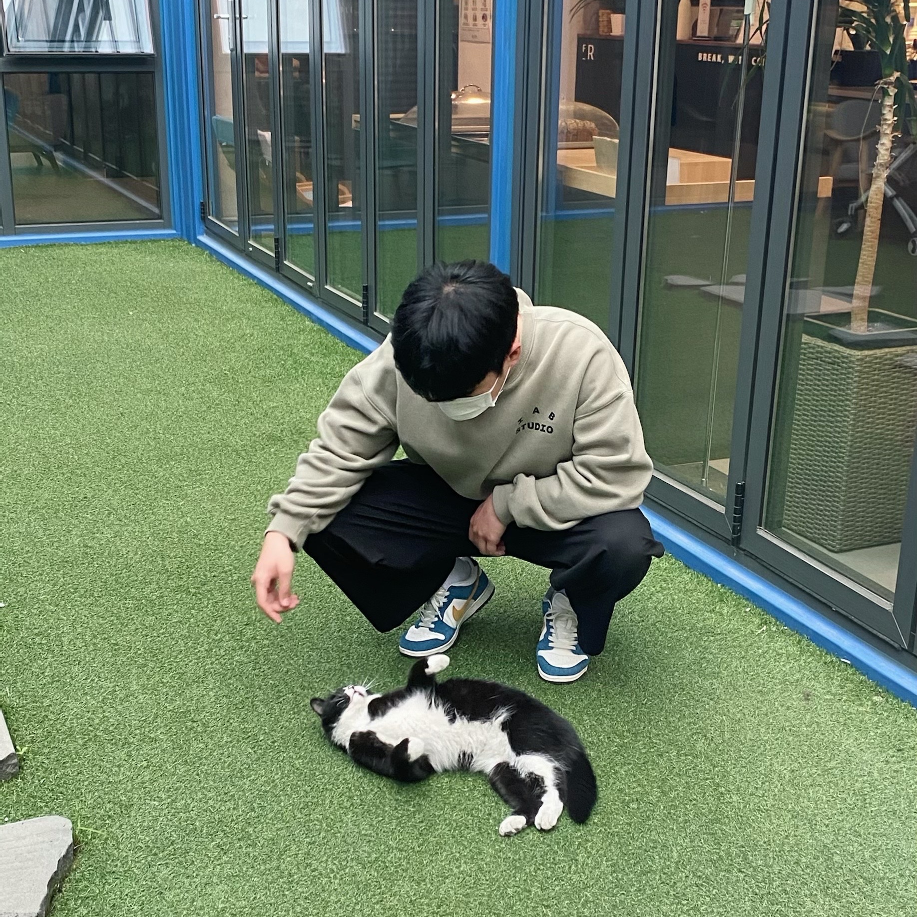 Nike x Kasina Dunk Low 80's Bus, IAB Studio Sweatshirt Olive Green - 19FW ์ฐฉ์ฉ ์คํ์ผ