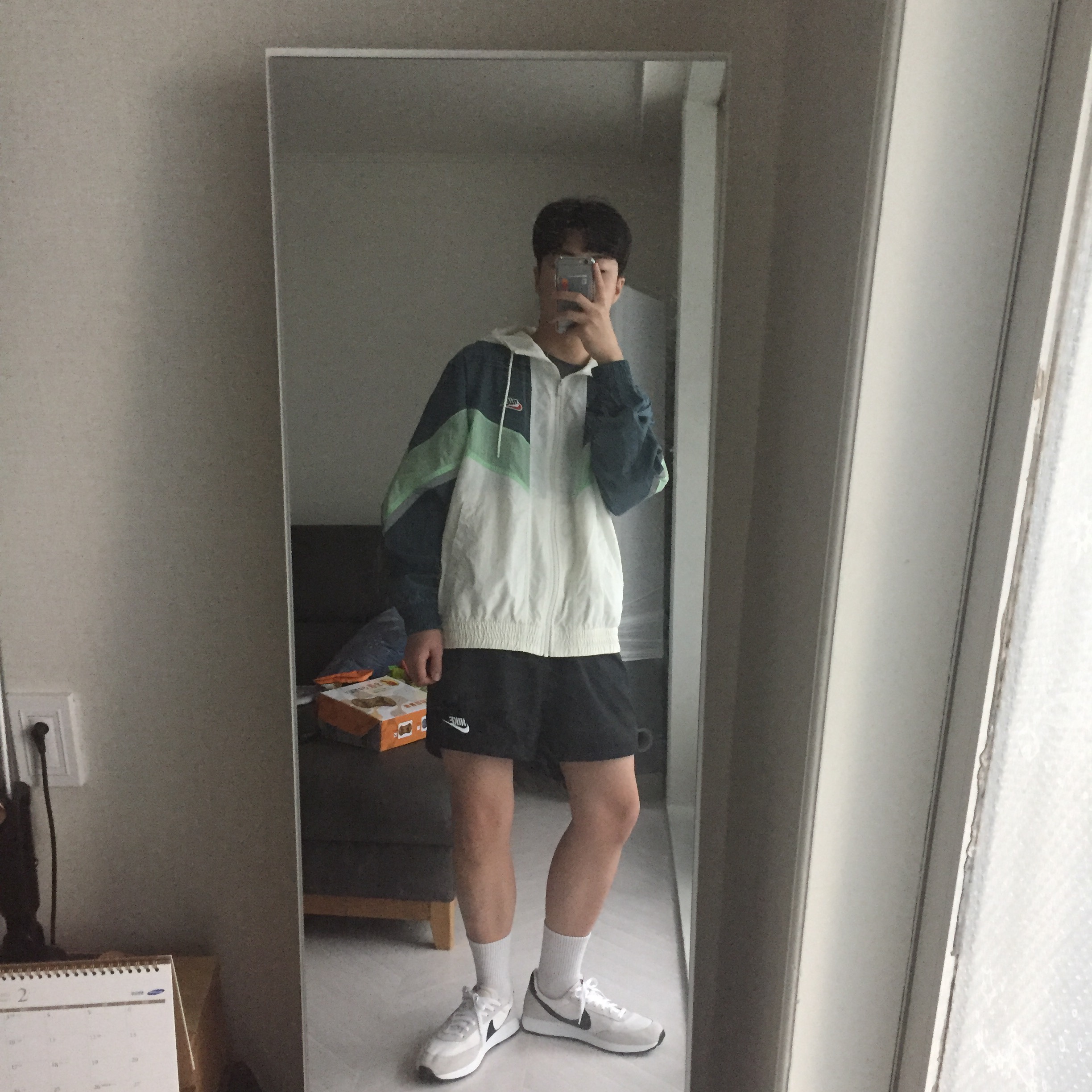 Nike Air Tailwind 79 White Phantom Black 착용 스타일