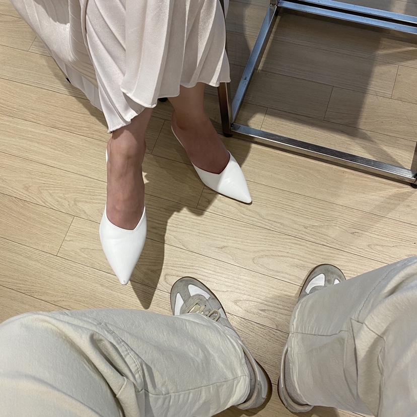 Maison Margiela Calfskin Replica Sneakers 착용 스타일