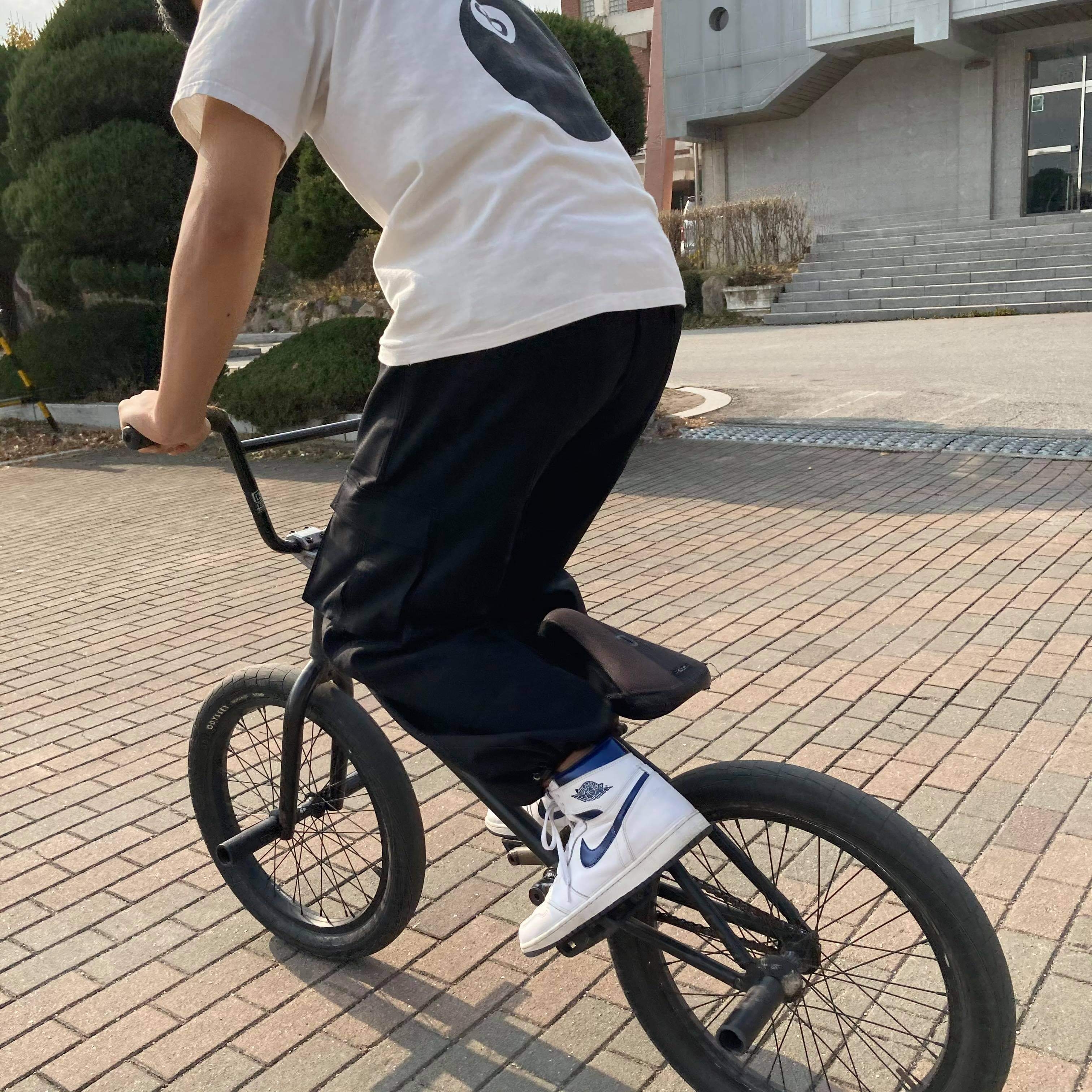 Jordan 1 Retro Metallic Navy 2016 착용 스타일 - 1