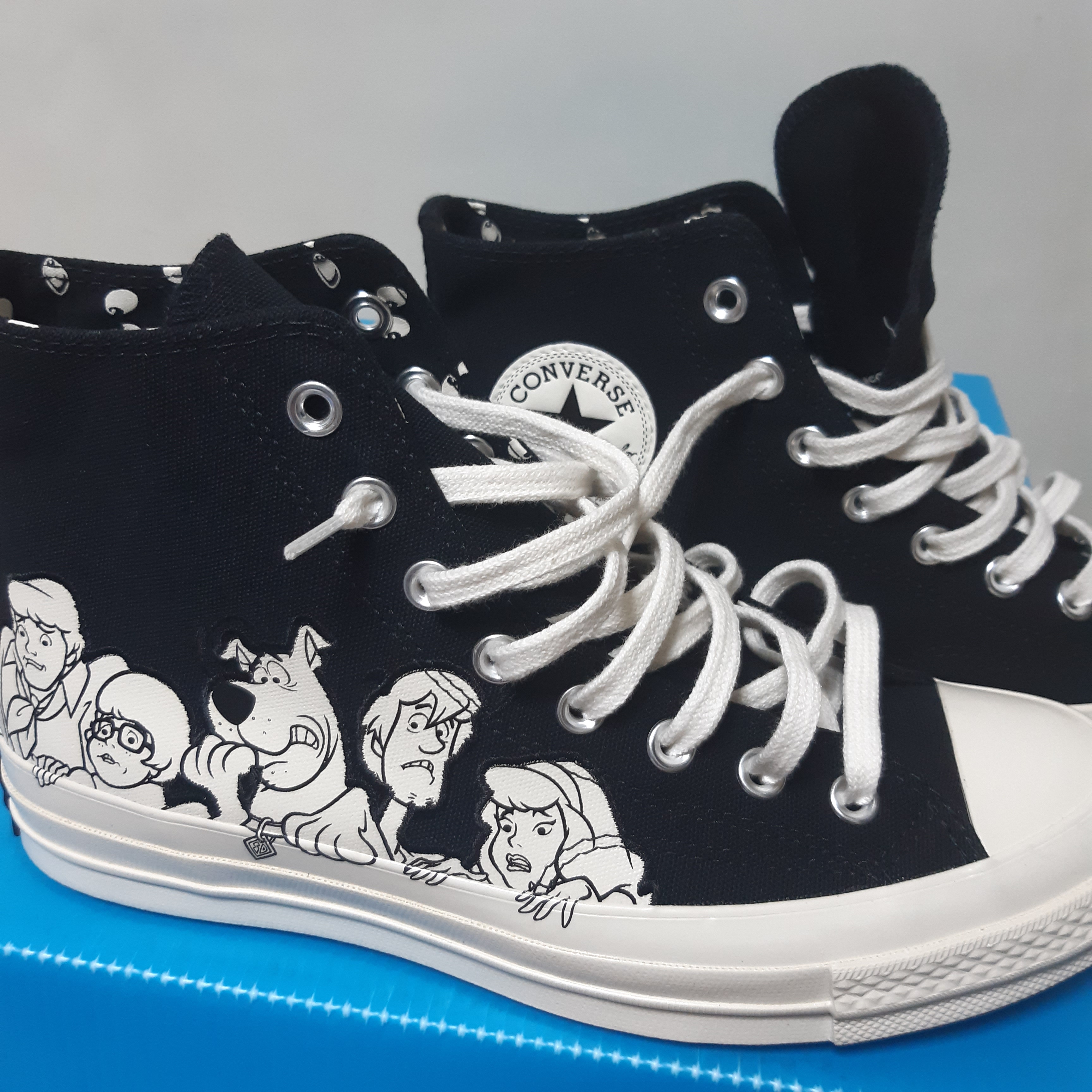 Converse x Scooby-Doo Chuck 70 High - Mystery Solving Gang 착용 스타일 - 3