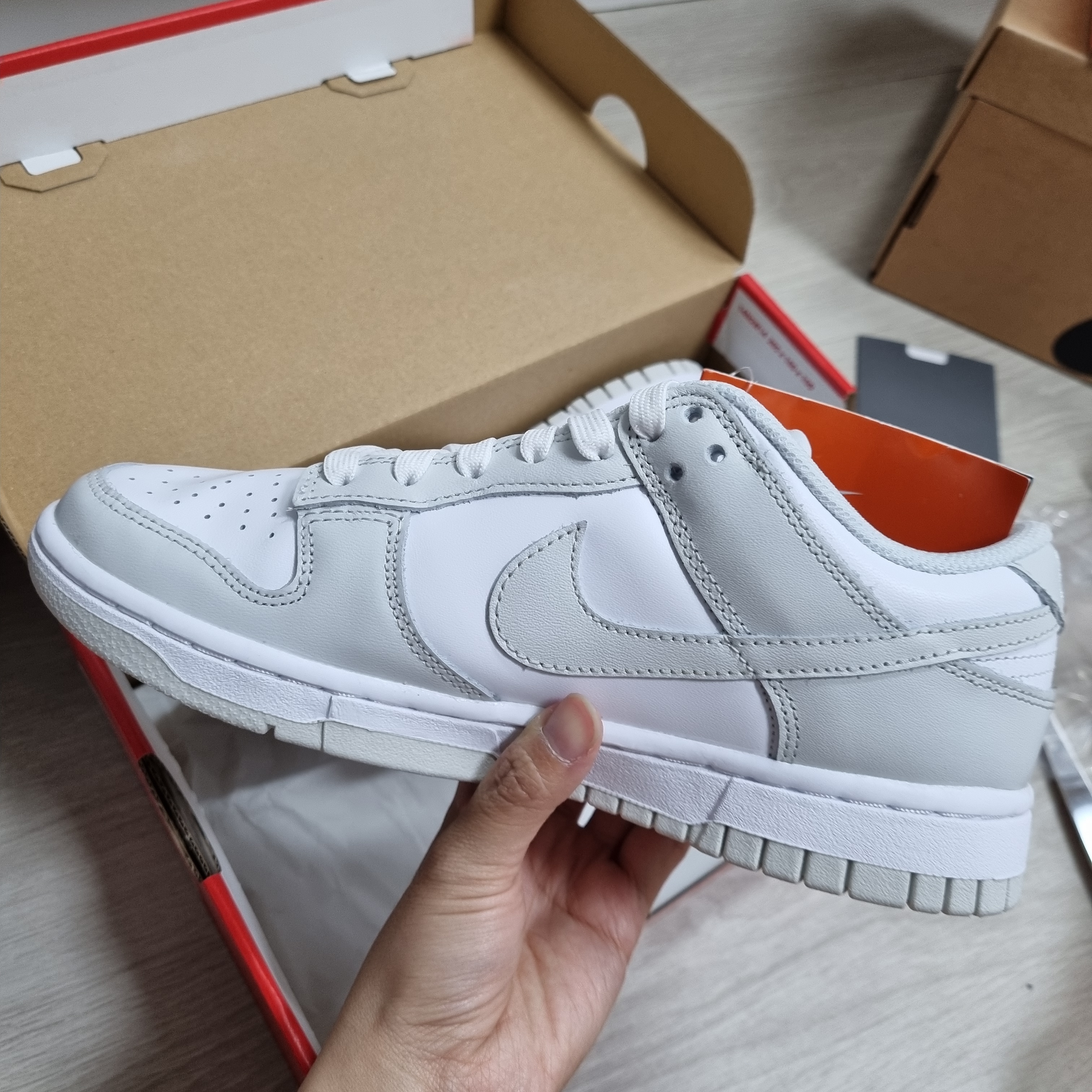 (W) Nike Dunk Low Photon Dust 착용 스타일