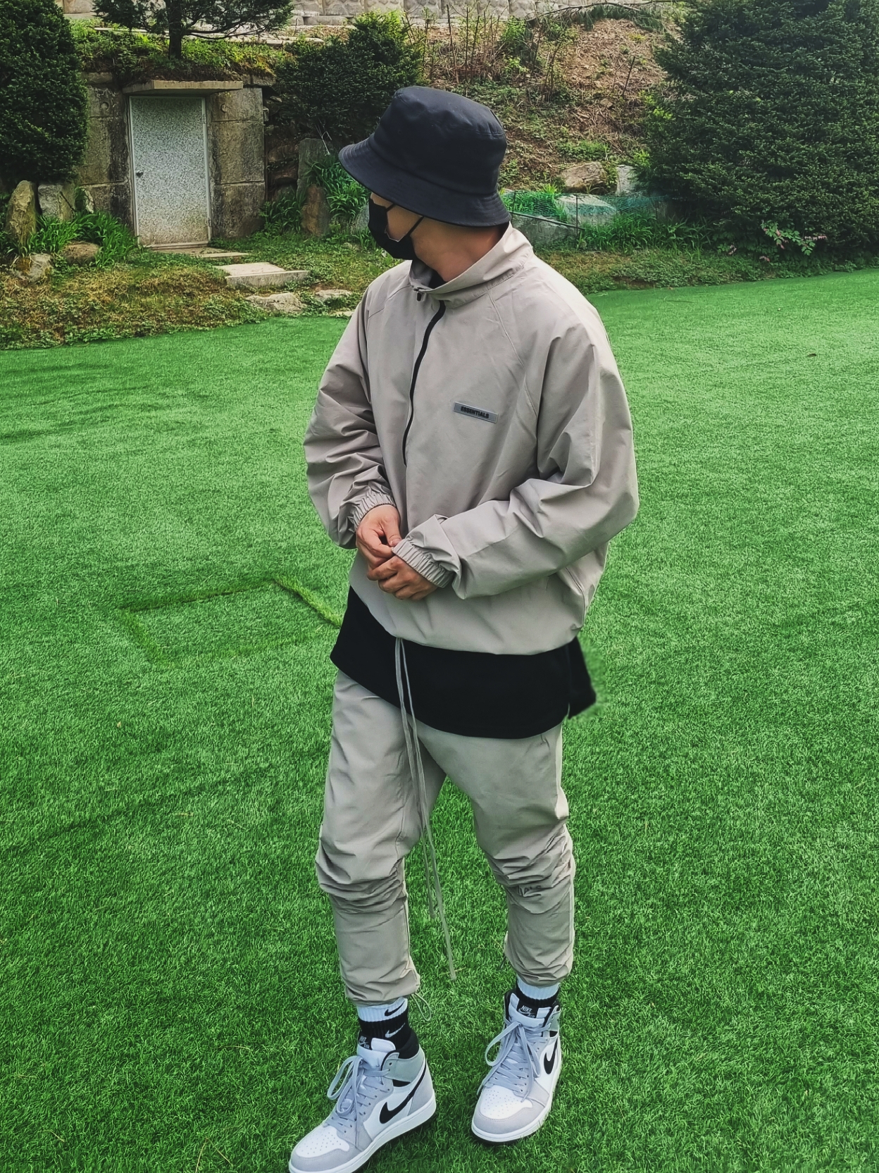 Essentials Track Jacket Moss - 20FW, Essentials Track Pants Moss - 20FW 착용 스타일