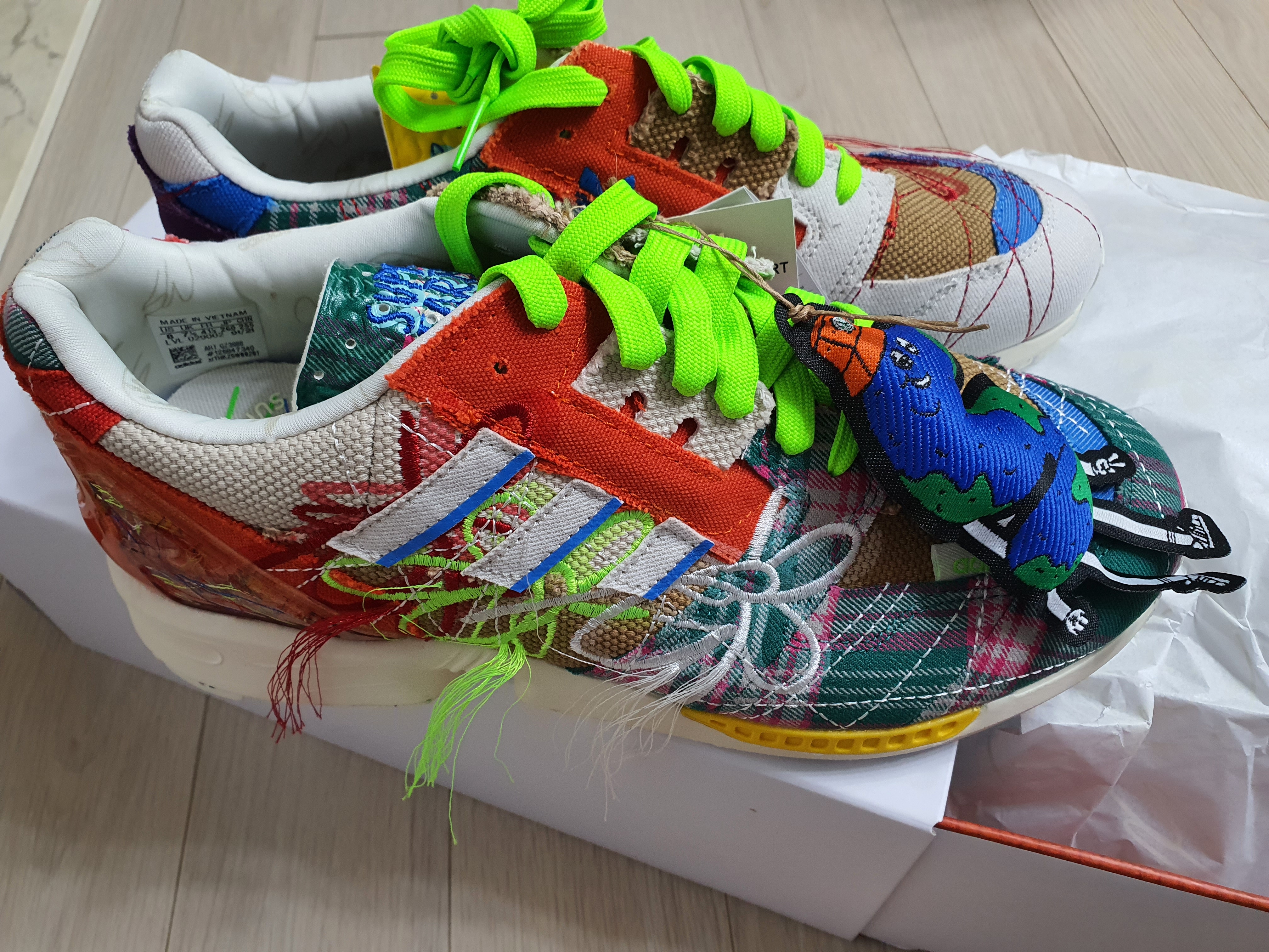 Adidas x Sean Wotherspoon ZX 8000 Superearth 착용 스타일 - 1