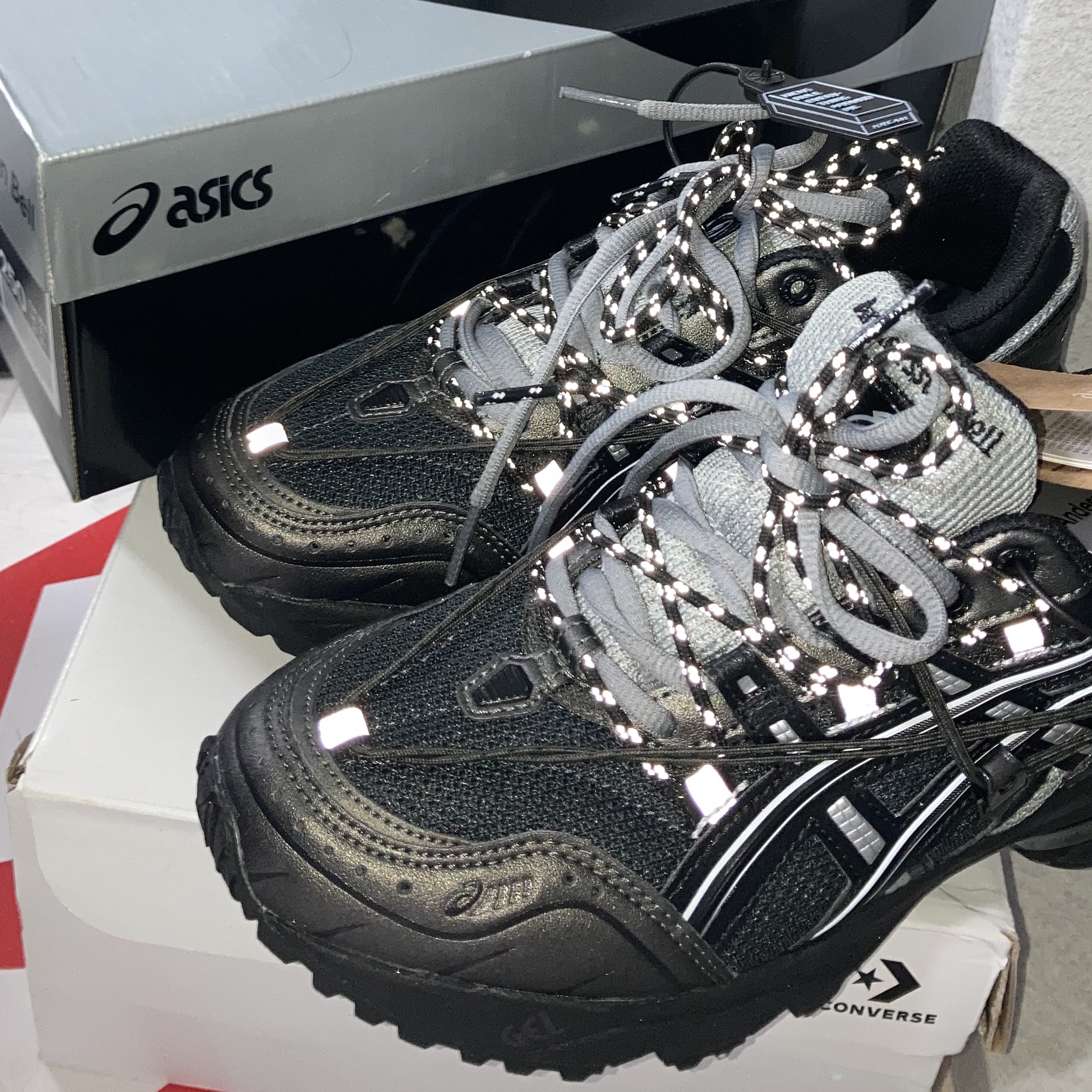 Asics x Andersson Bell Gel-1090 Black Silver 착용 스타일
