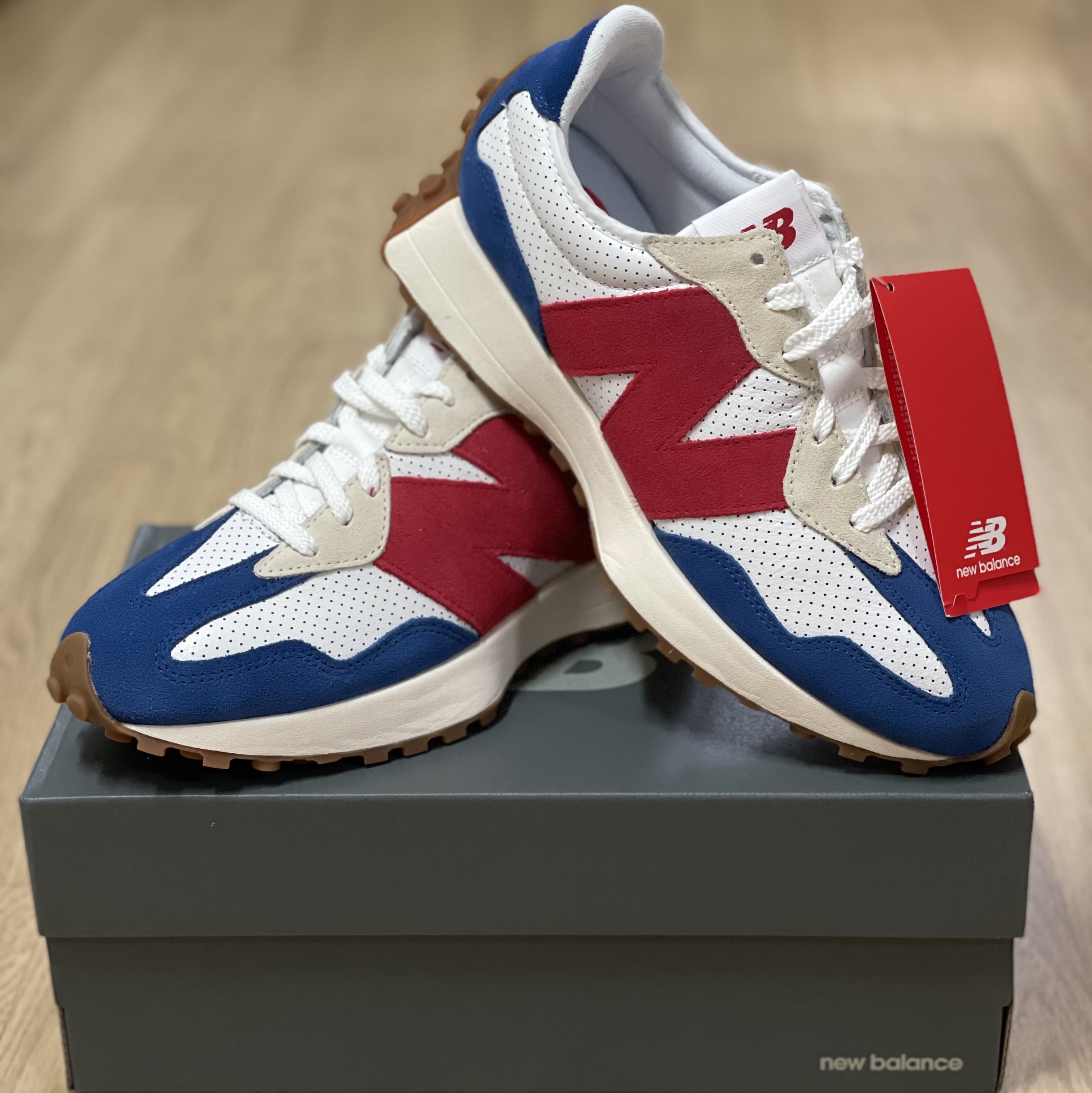 New Balance 327 Blue Red - JD Sports Exclusive 착용 스타일 - 2