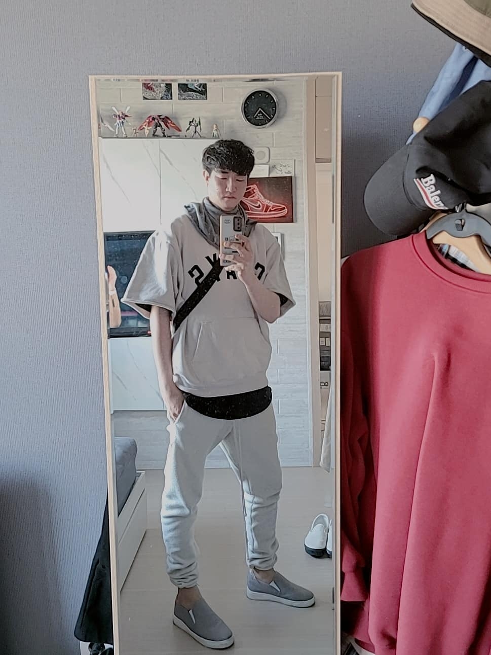 Essentials Sweatpants Oatmeal/Oatmeal Heather/Light Heather Oatmeal 2020 착용 스타일 - 3