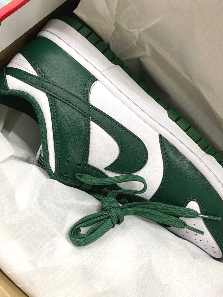 Nike x Sacai VaporWaffle Royal Fuchsia, Nike Dunk Low Retro Varsity Green 착용 스타일 - 3