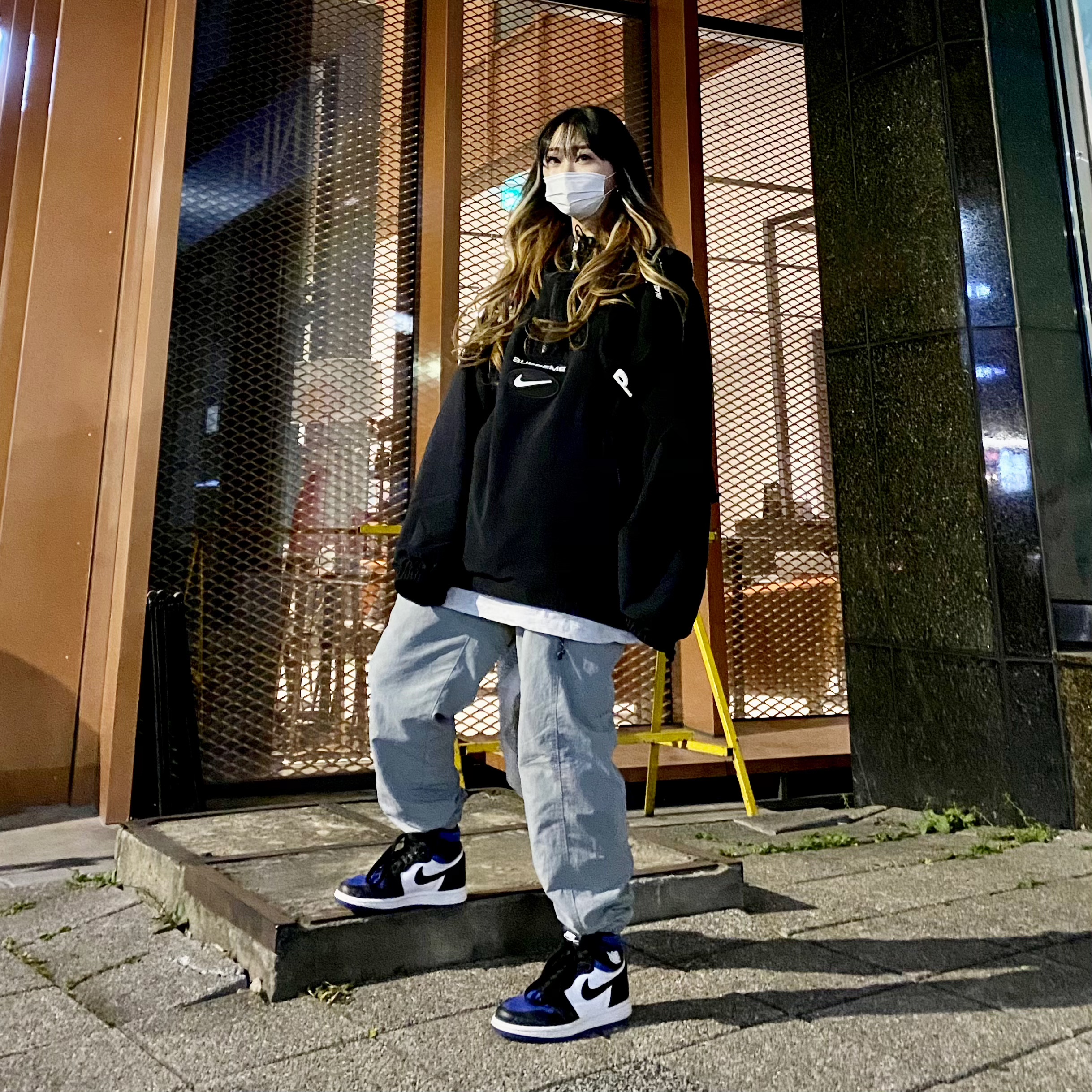 (GS) Jordan 1 Retro High OG Royal Toe, Supreme x Nike Jewel Reversible Ripstop Anorak Black - 20FW 착용 스타일