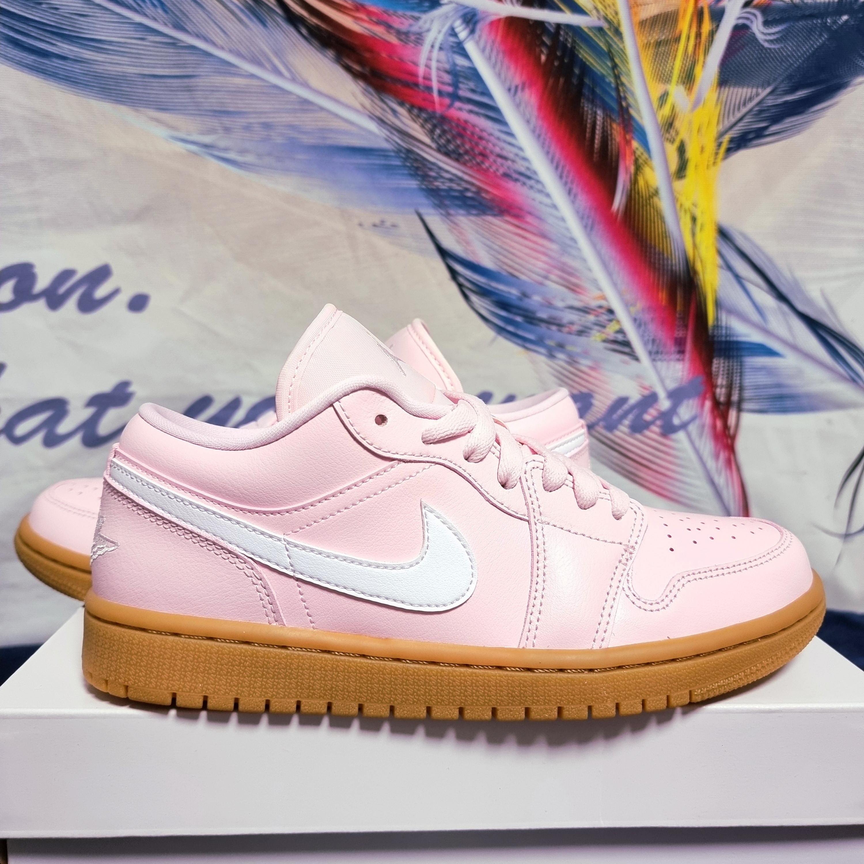 (W) Jordan 1 Low Arctic Pink 착용 스타일 - 1