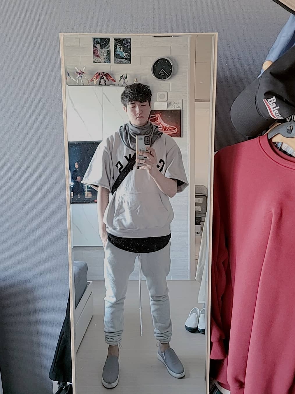 Essentials Sweatpants Oatmeal/Oatmeal Heather/Light Heather Oatmeal 2020 착용 스타일 - 2