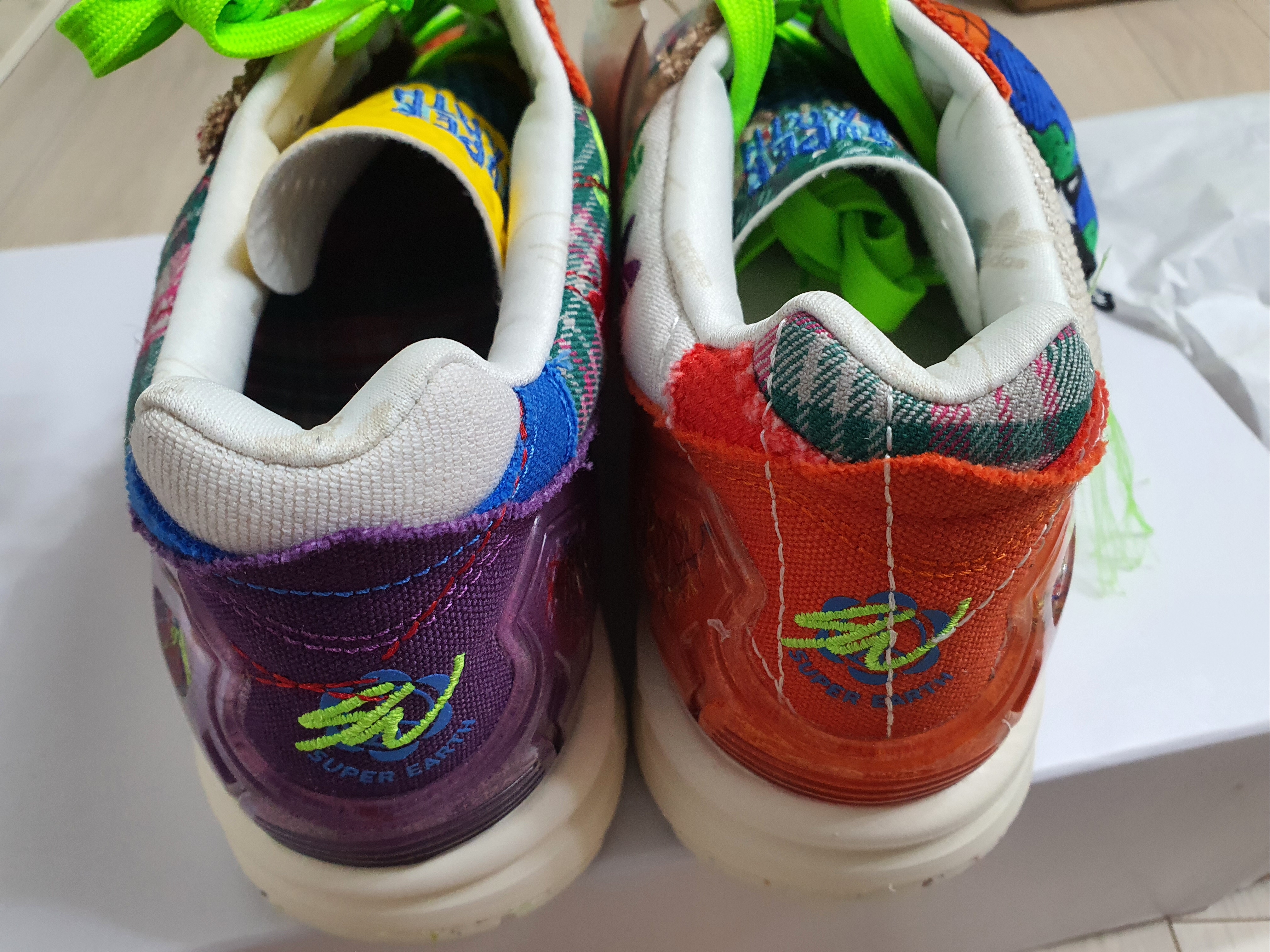 Adidas x Sean Wotherspoon ZX 8000 Superearth 착용 스타일 - 4