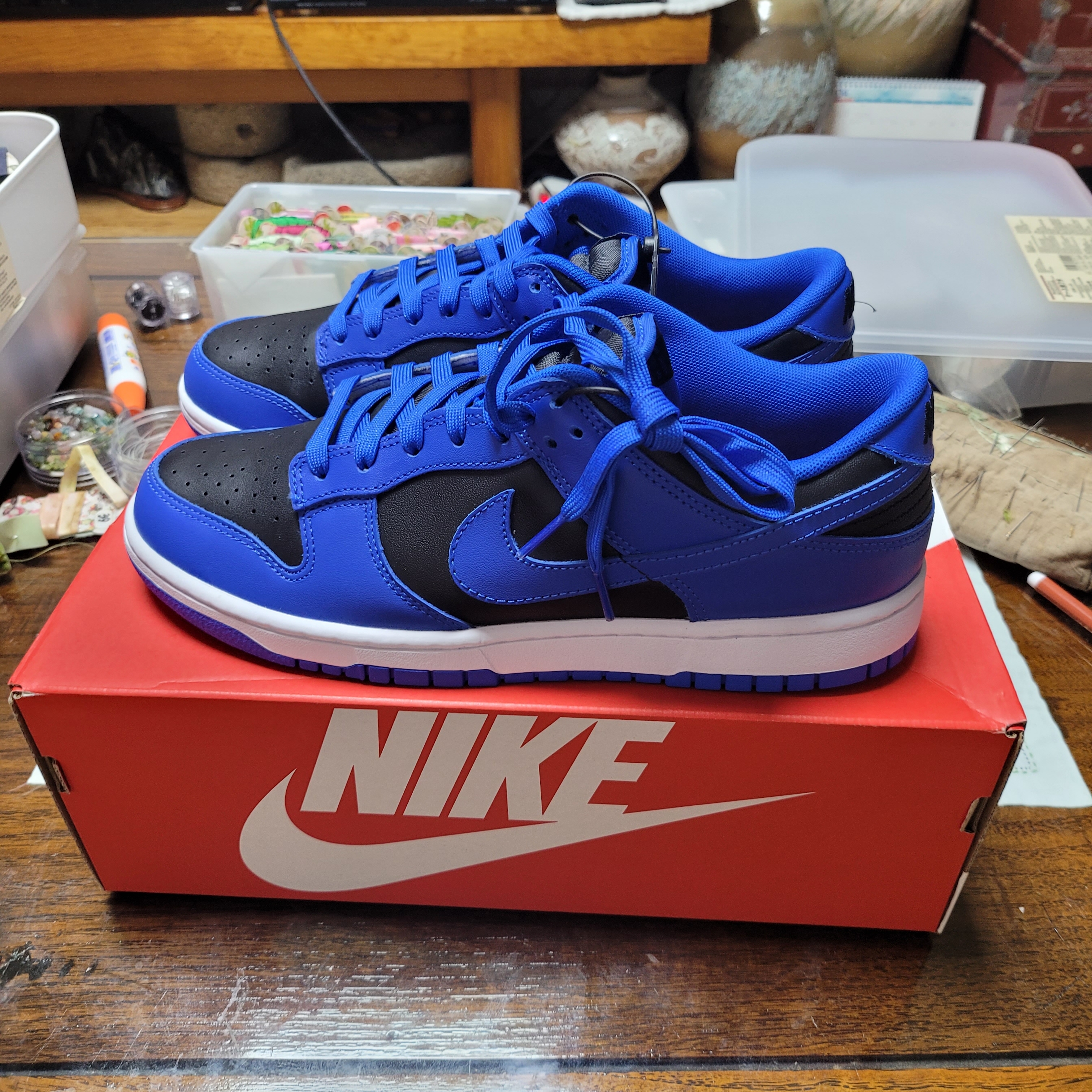 Nike Dunk Low Retro Hyper Cobalt 착용 스타일 - 2