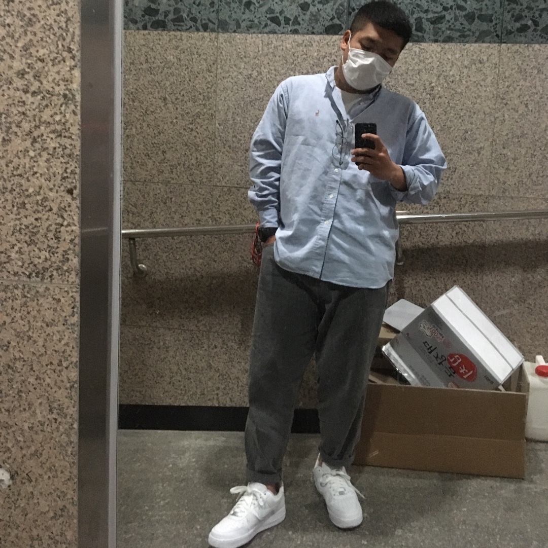Nike Air Force 1 '07 Low White 착용 스타일 - 3