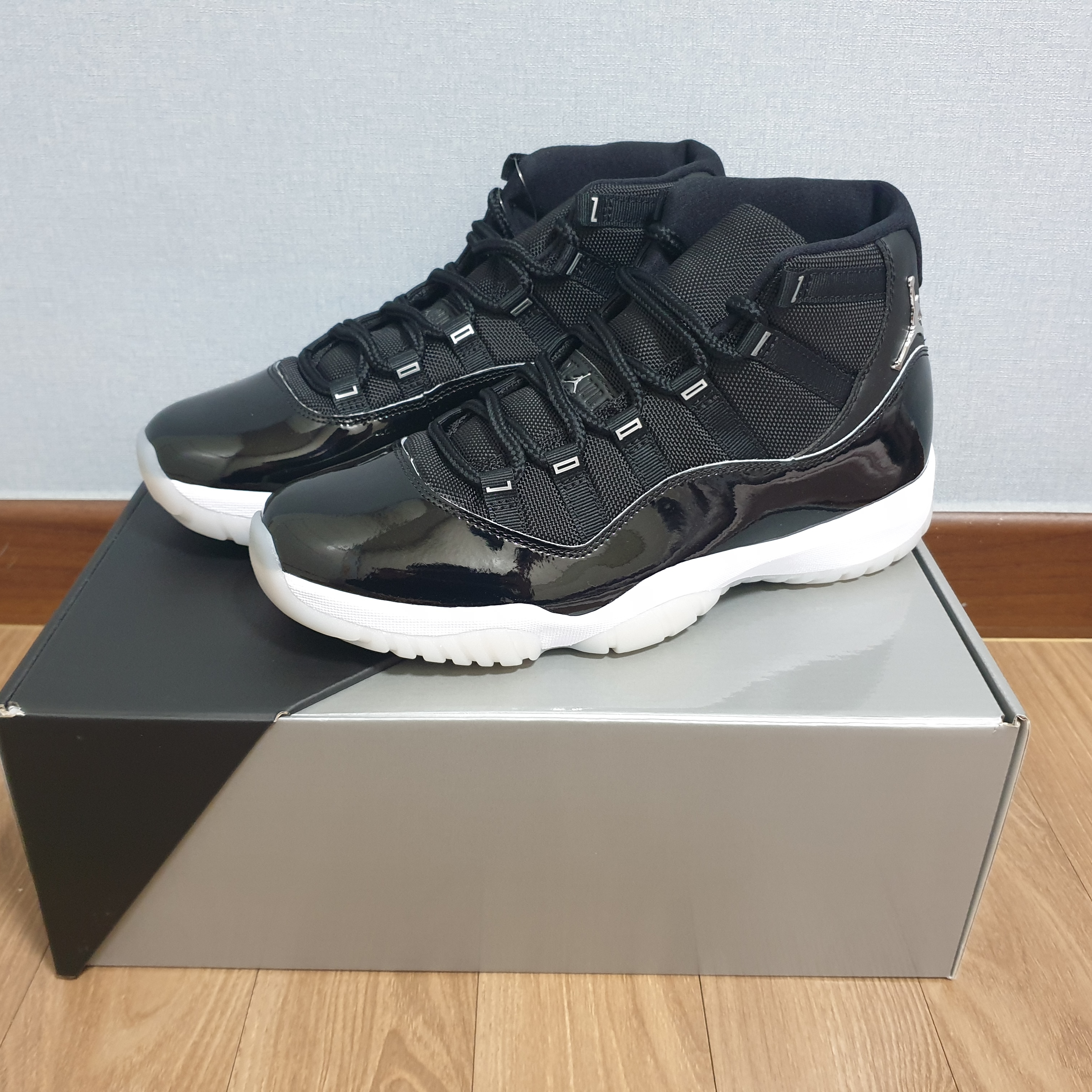 Jordan 11 Retro Jubilee 착용 스타일