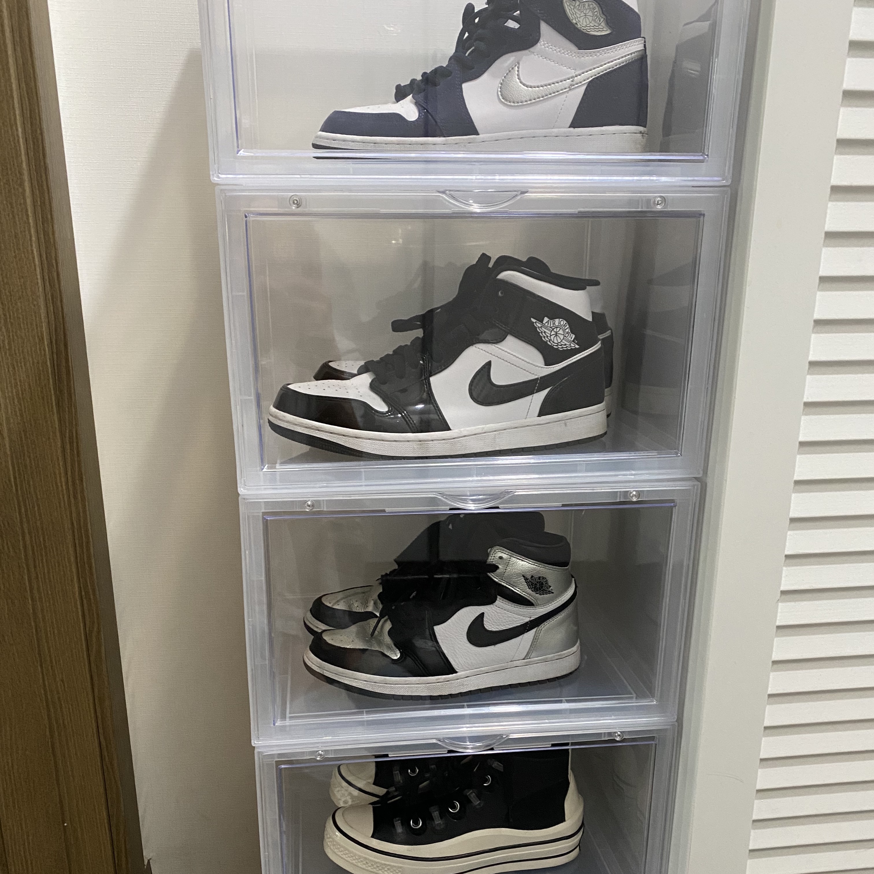 Jordan 1 Mid SE ASW Black, (GS) Jordan 1 Retro High OG CO.JP Midnight Navy 착용 스타일