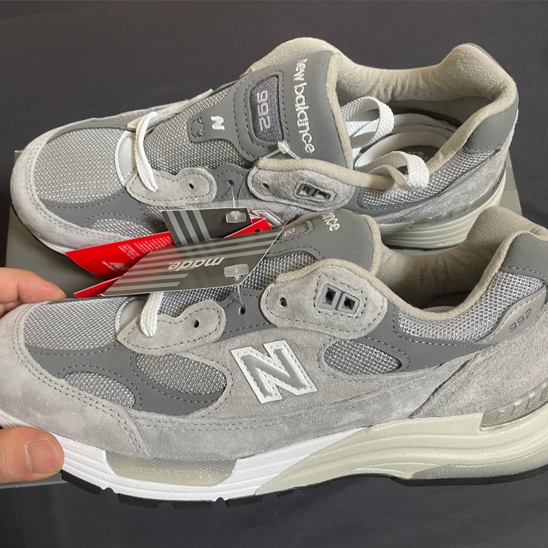 New Balance 992 Made in USA Grey - D Standard 착용 스타일