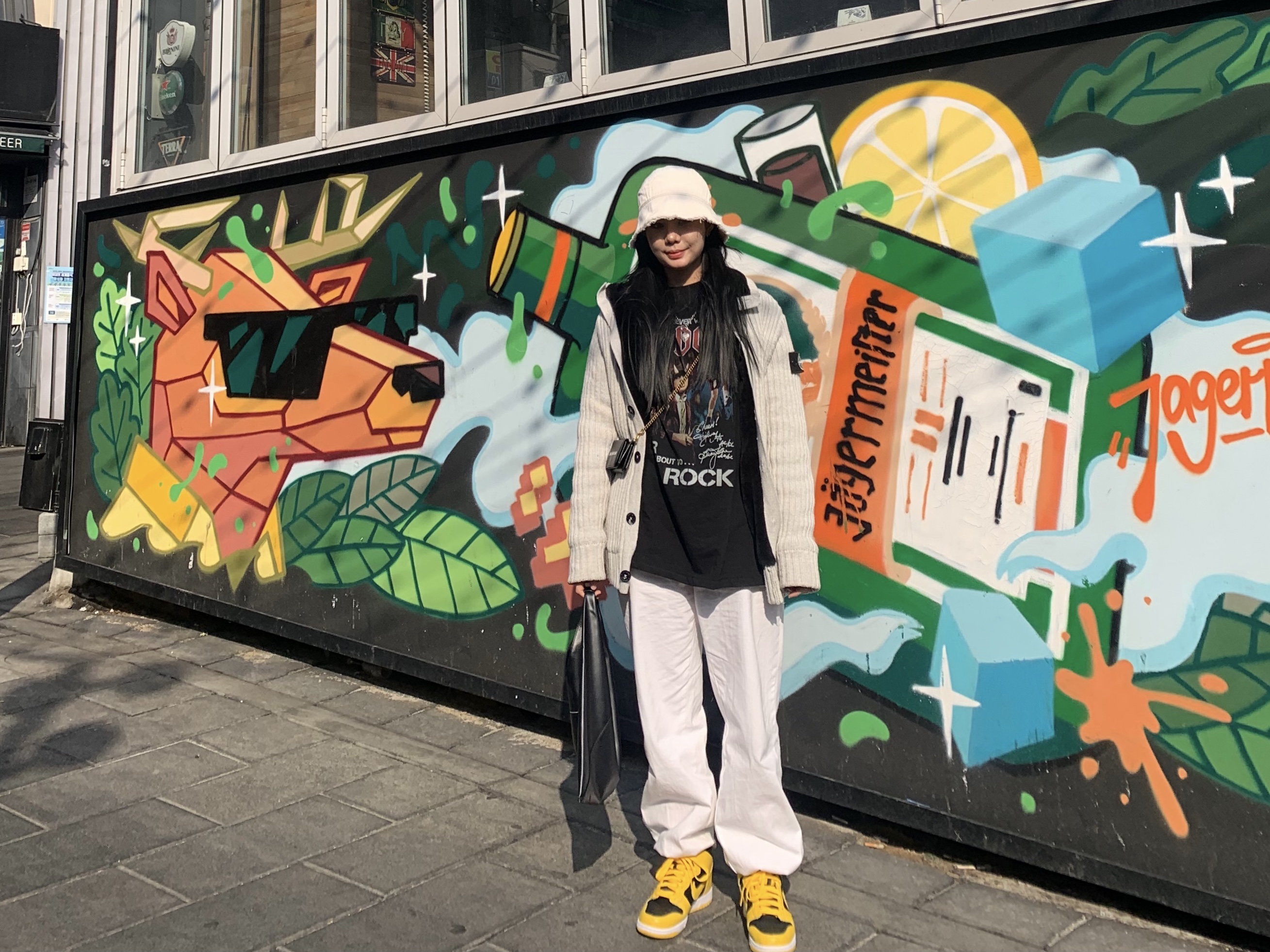 Nike Dunk High SP Varsity Maize 착용 스타일