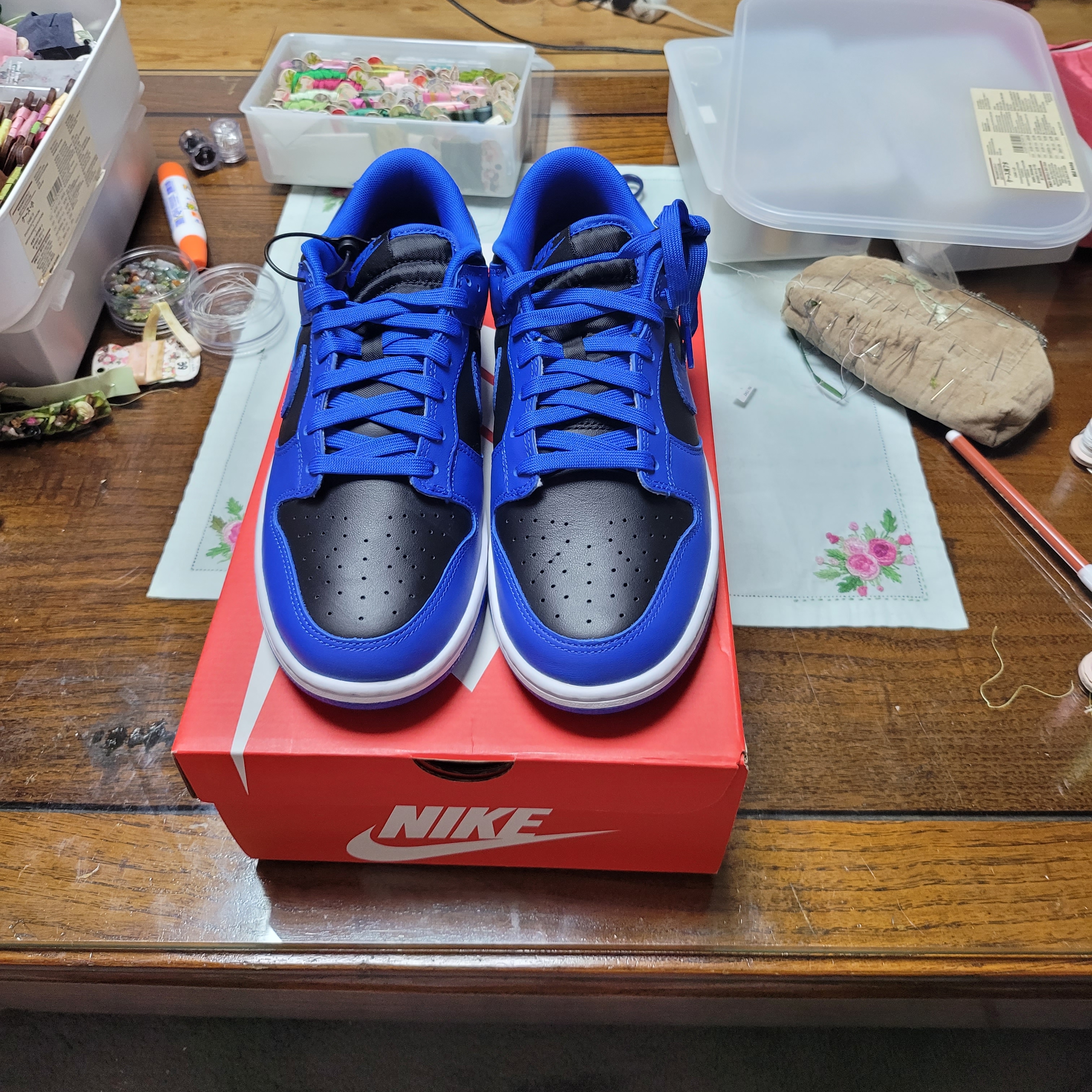Nike Dunk Low Retro Hyper Cobalt 착용 스타일 - 1