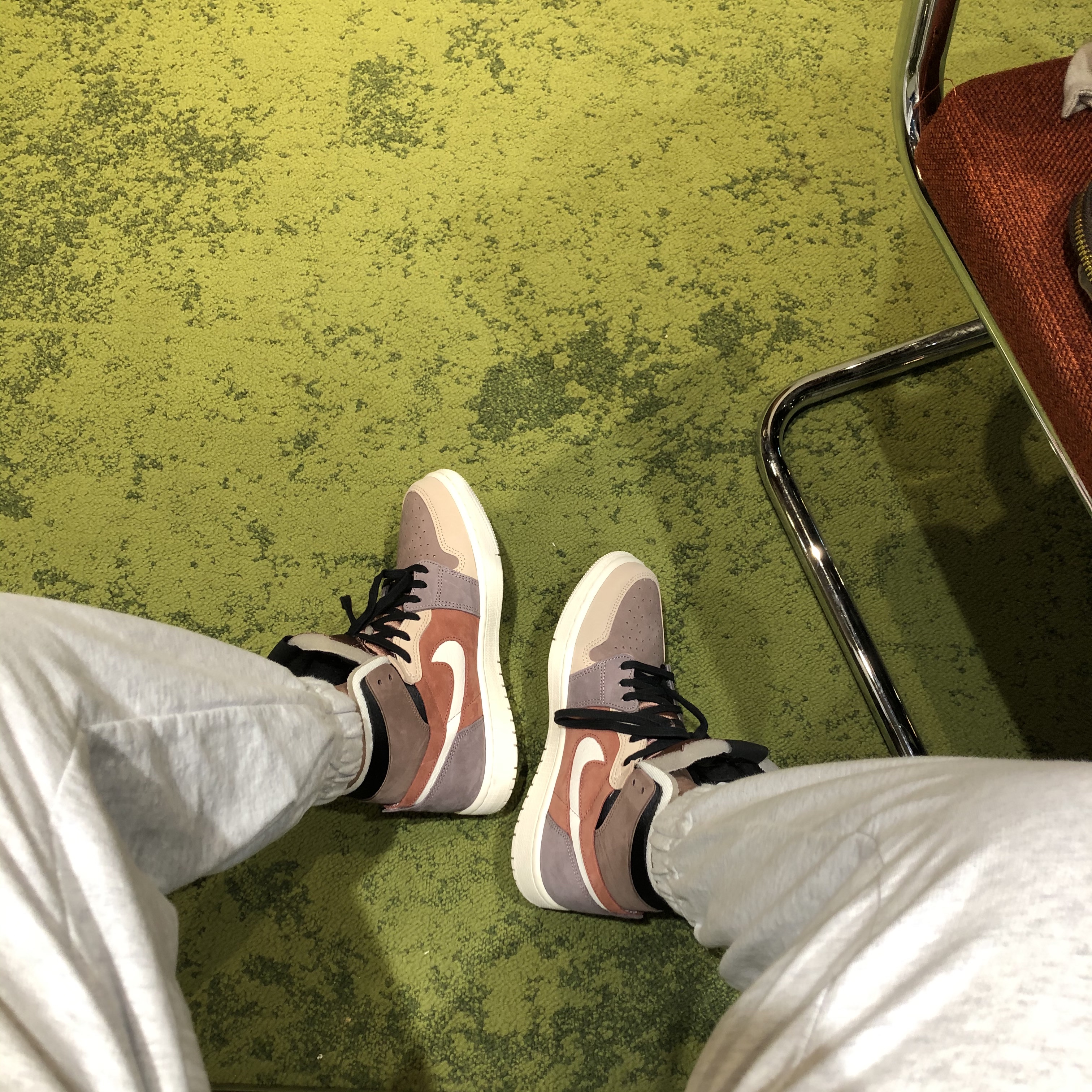 (W) Jordan 1 Zoom Air CMFT Rust 착용 스타일 - 2