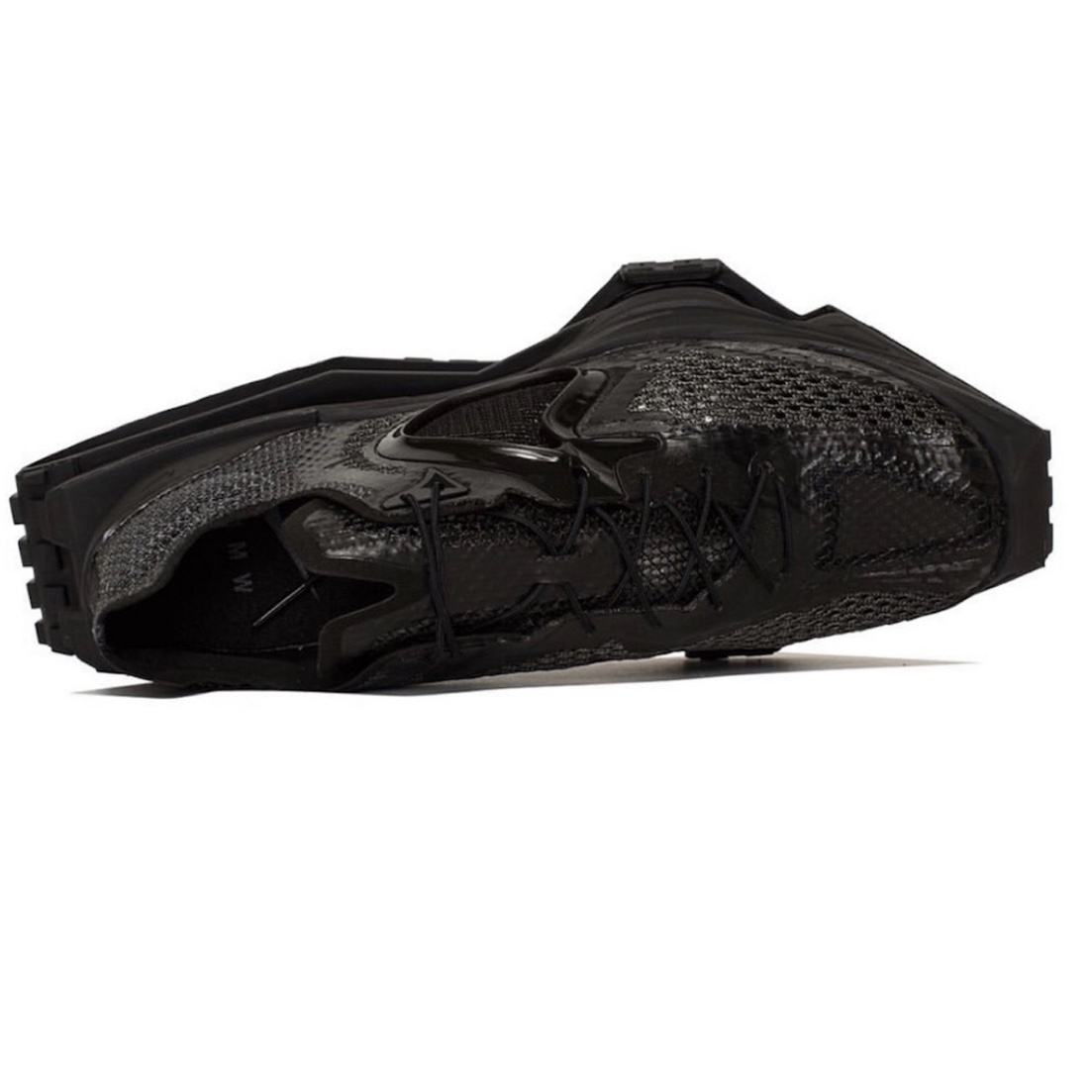 Nike x Matthew M Williams Zoom 004 Stone, Nike x Matthew M Williams Zoom 004 Triple Black 착용 스타일 - 3