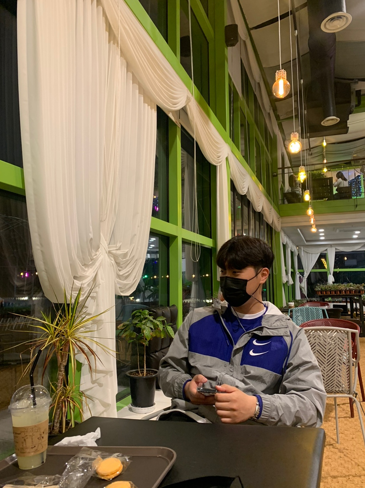 KREAM 프로필 이미지