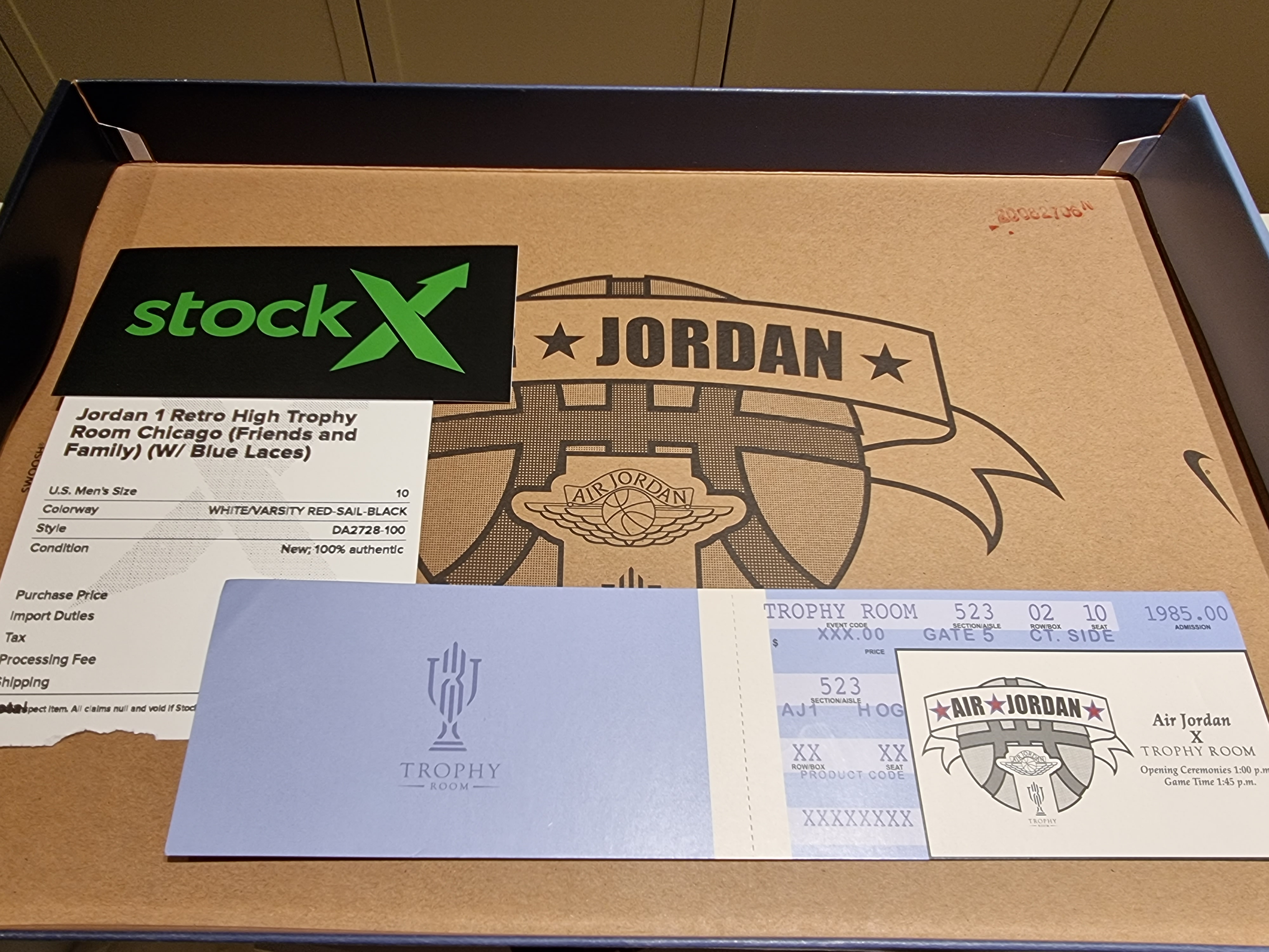 Jordan 1 x Trophy Room Retro High OG SP Chicago (Friends & Family) 착용 스타일 - 3