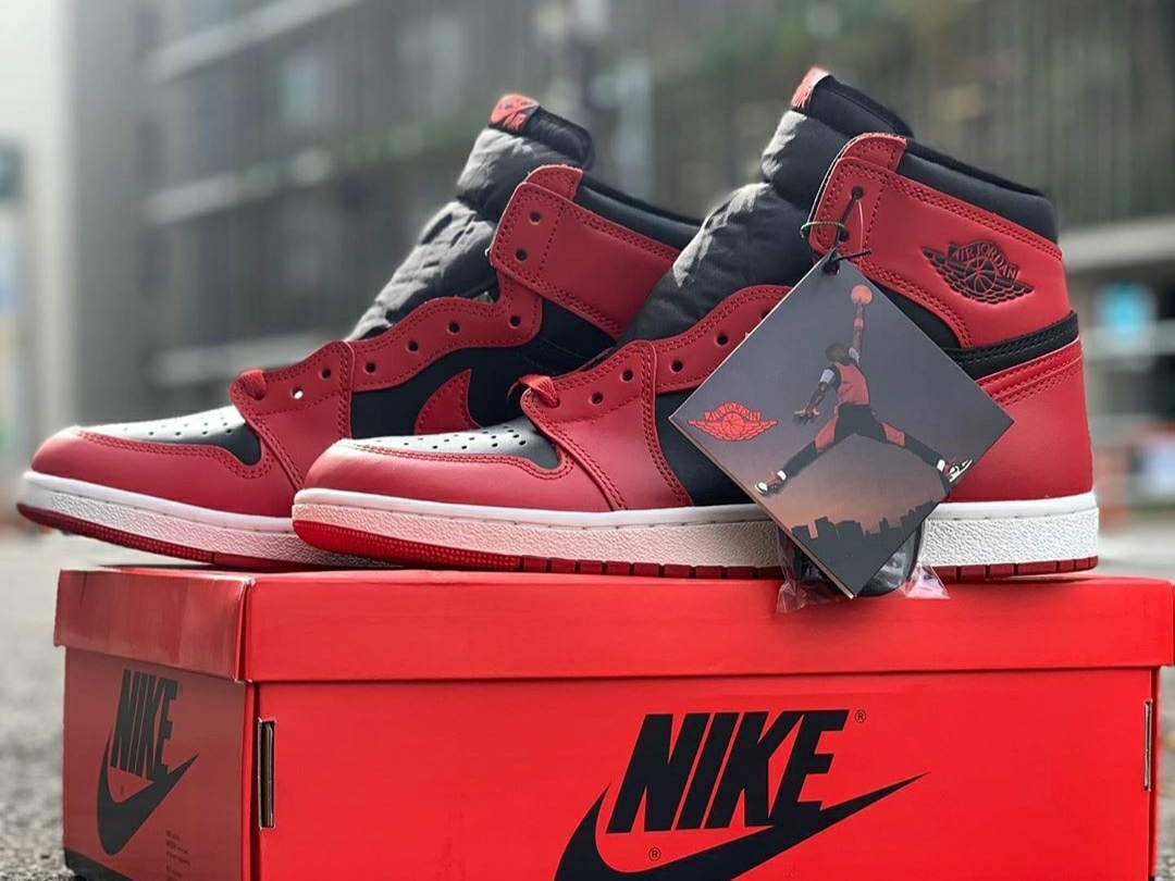 Jordan 1 High 85 Varsity Red 착용 스타일 - 1