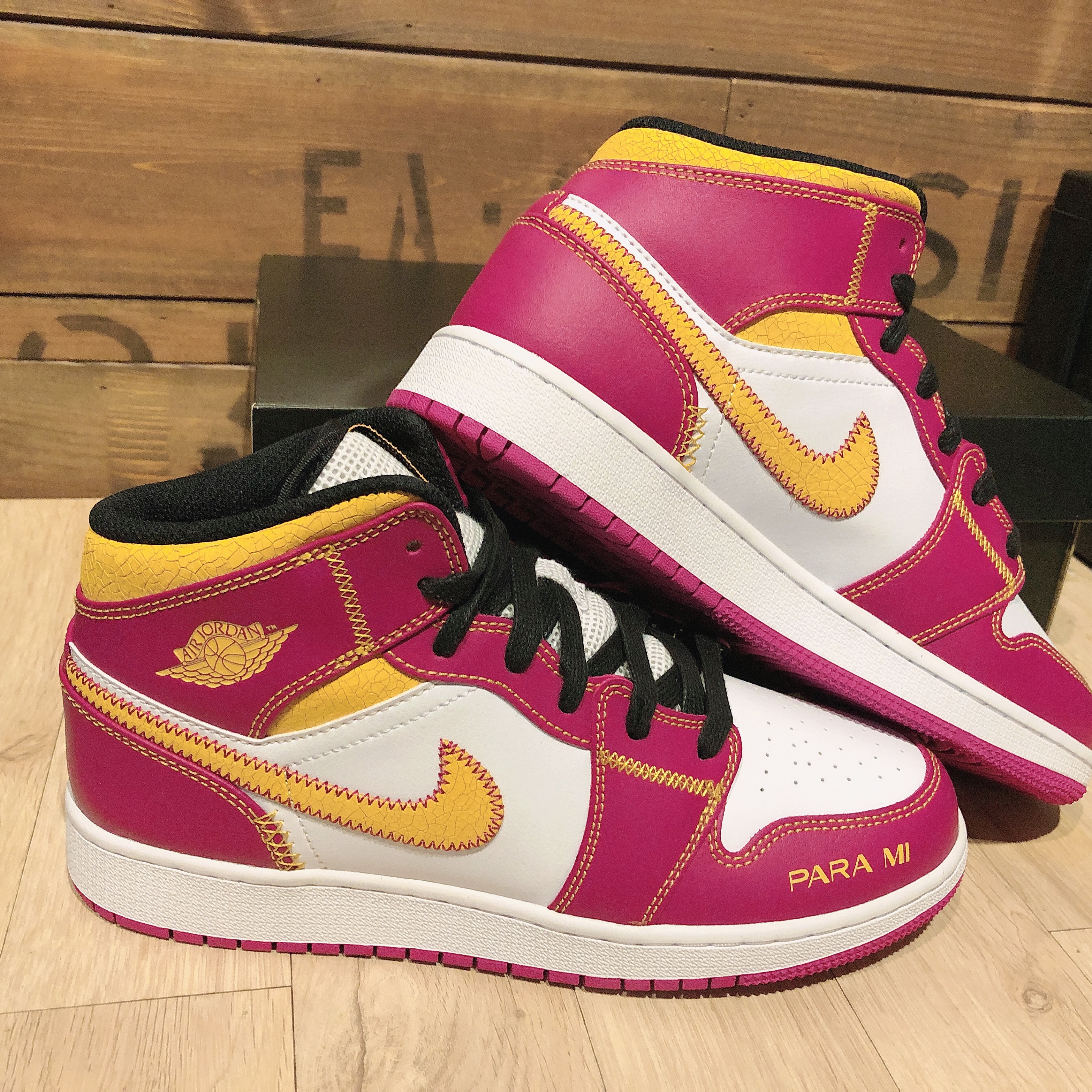 (GS) Jordan 1 Mid DOD Familia 착용 스타일 - 1