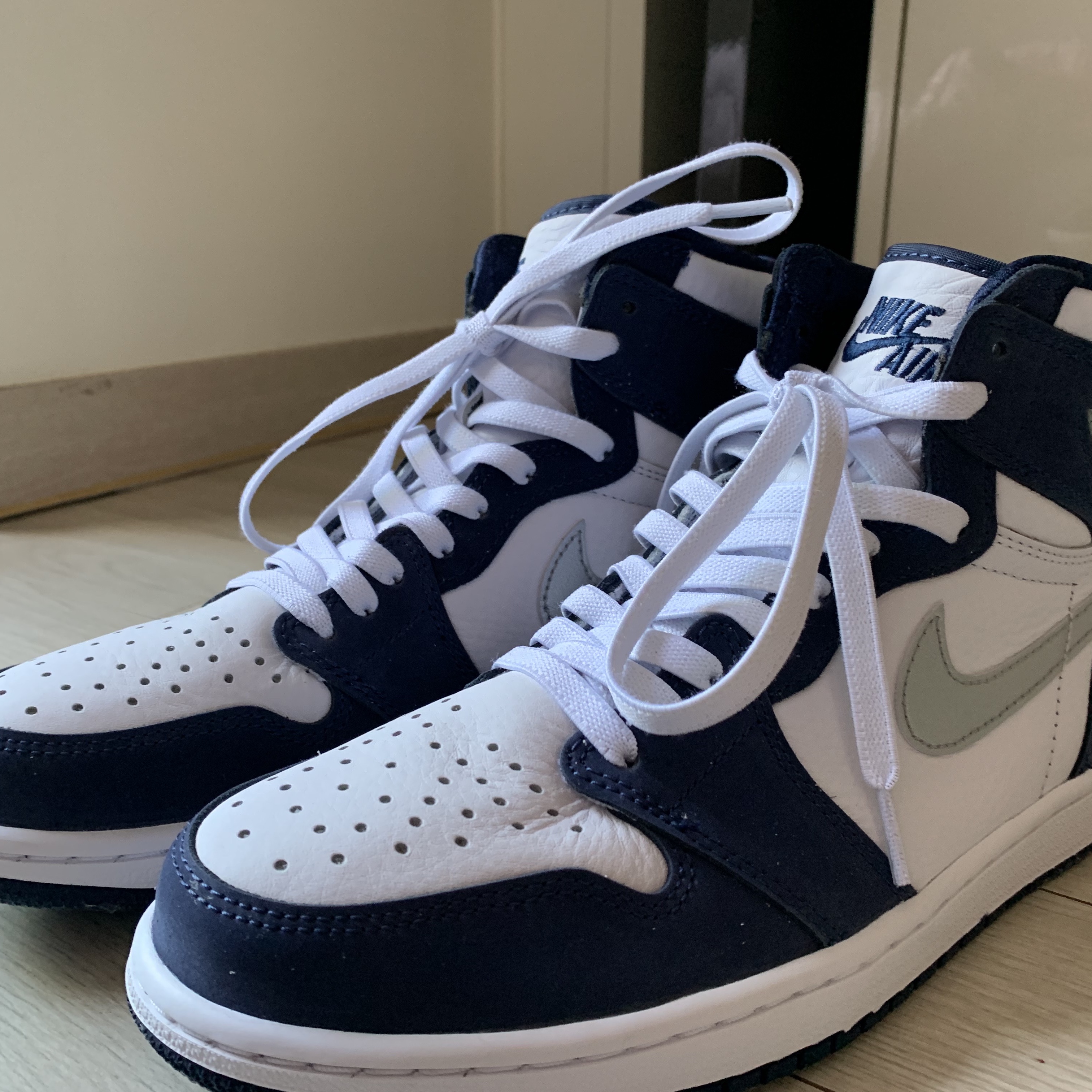 Jordan 1 Retro High OG CO.JP Midnight Navy 착용 스타일