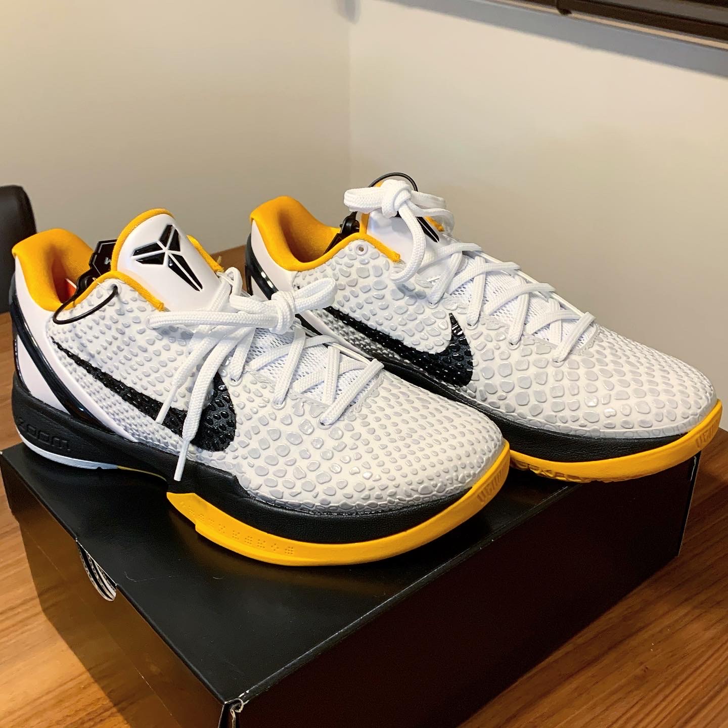 Nike Kobe 6 Protro White Del Sol 착용 스타일