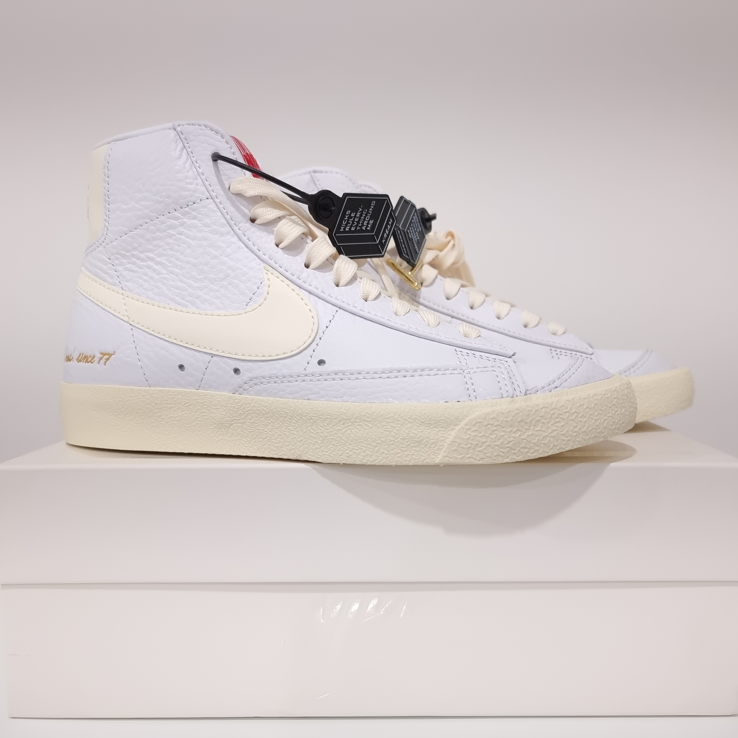 Nike Blazer Mid '77 Vintage Popcorn 착용 스타일 - 3