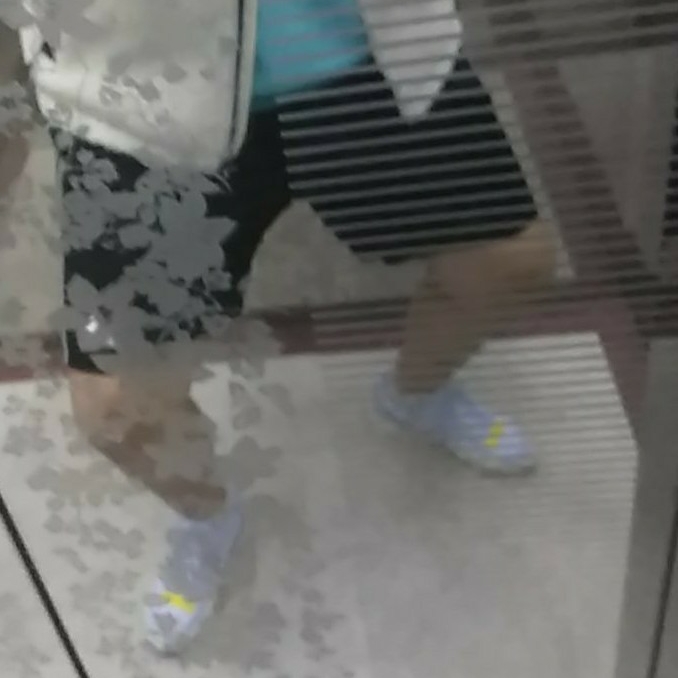 (W) Nike Waffle Racer 2X Ghost Light Bone 착용 스타일