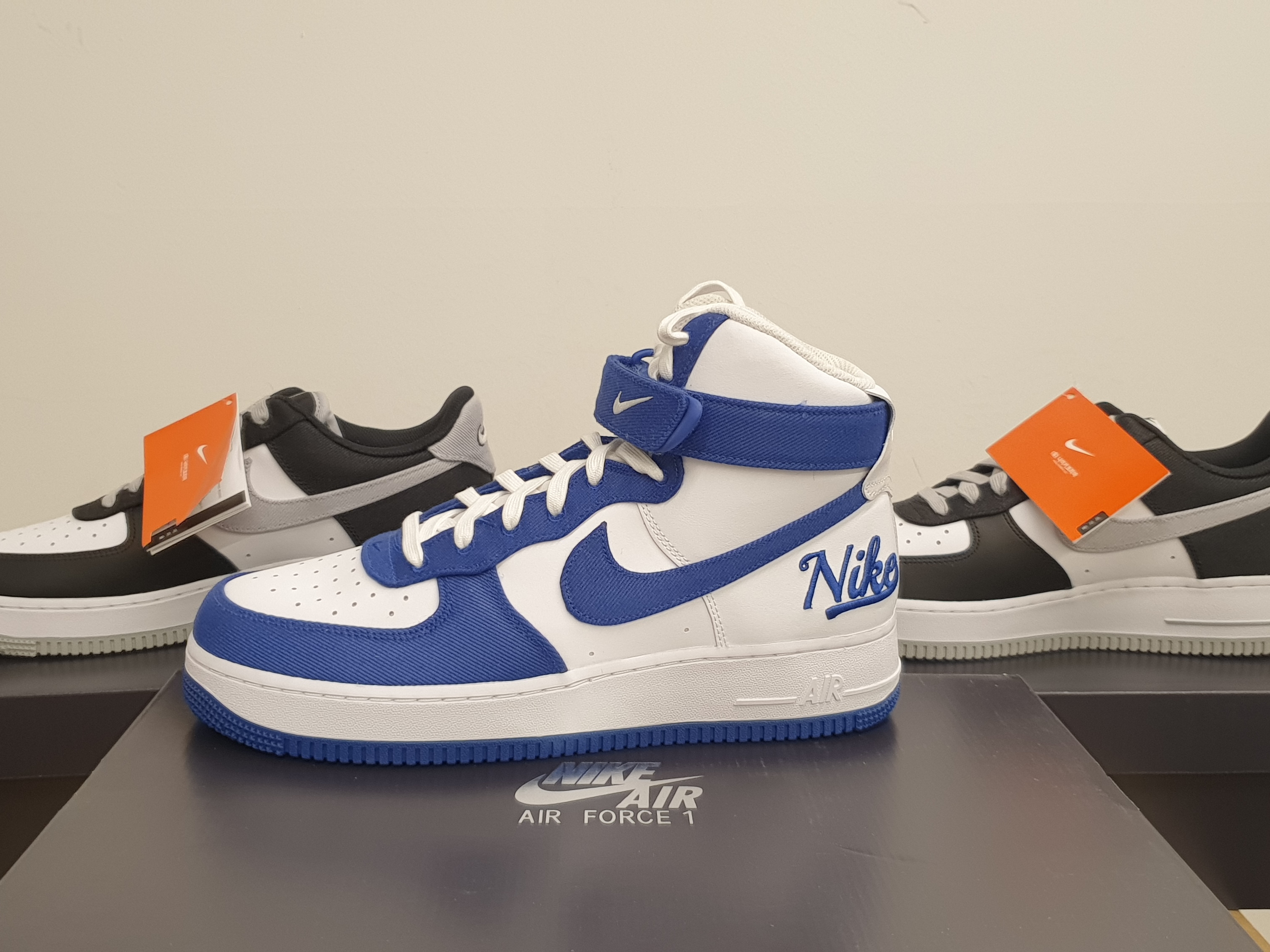 Nike Air Force 1 High '07 LV8 EMB Dodgers, Nike Air Force 1 '07 LV8 EMB Black Silver 착용 스타일