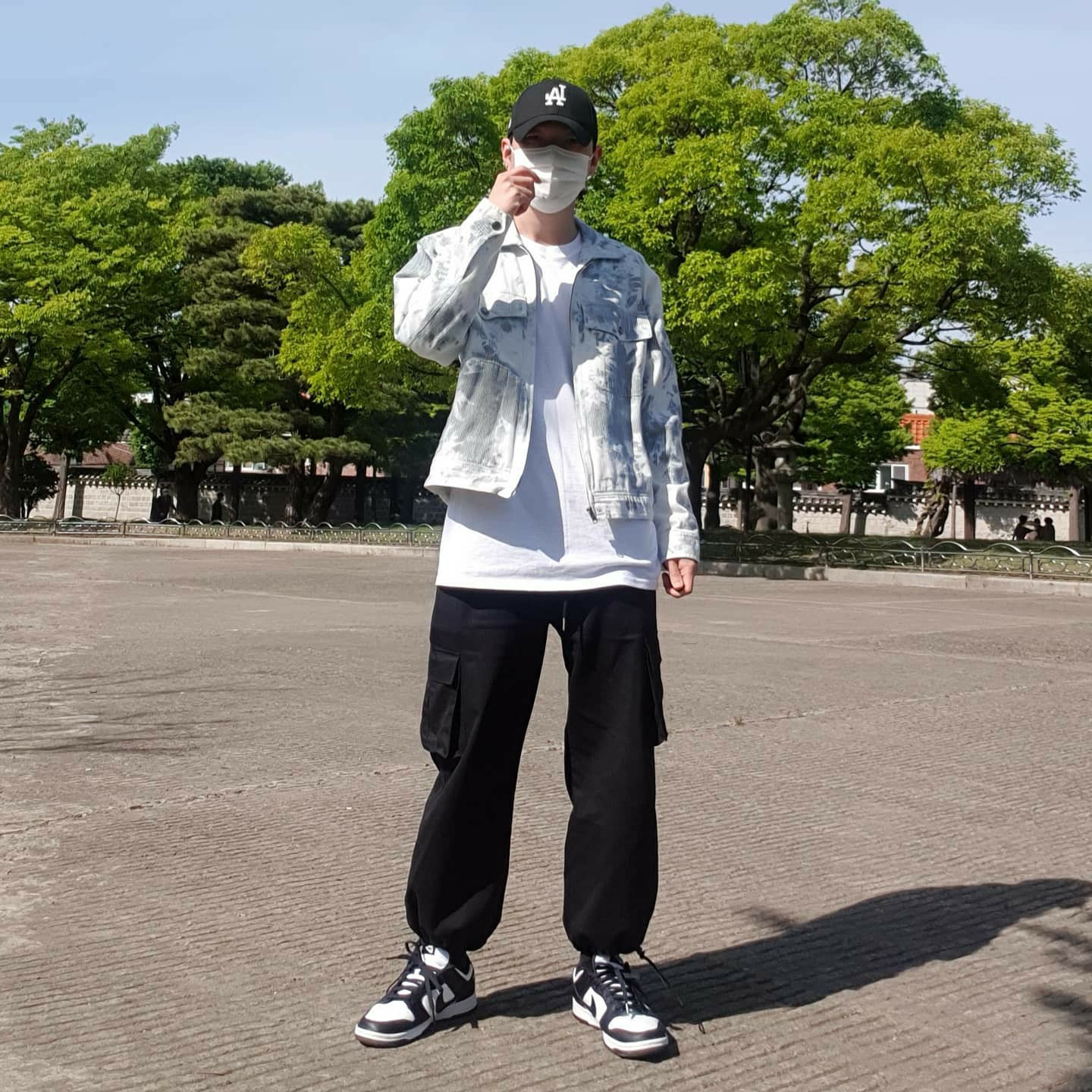 Nike Dunk Low Retro Black 착용 스타일 - 1