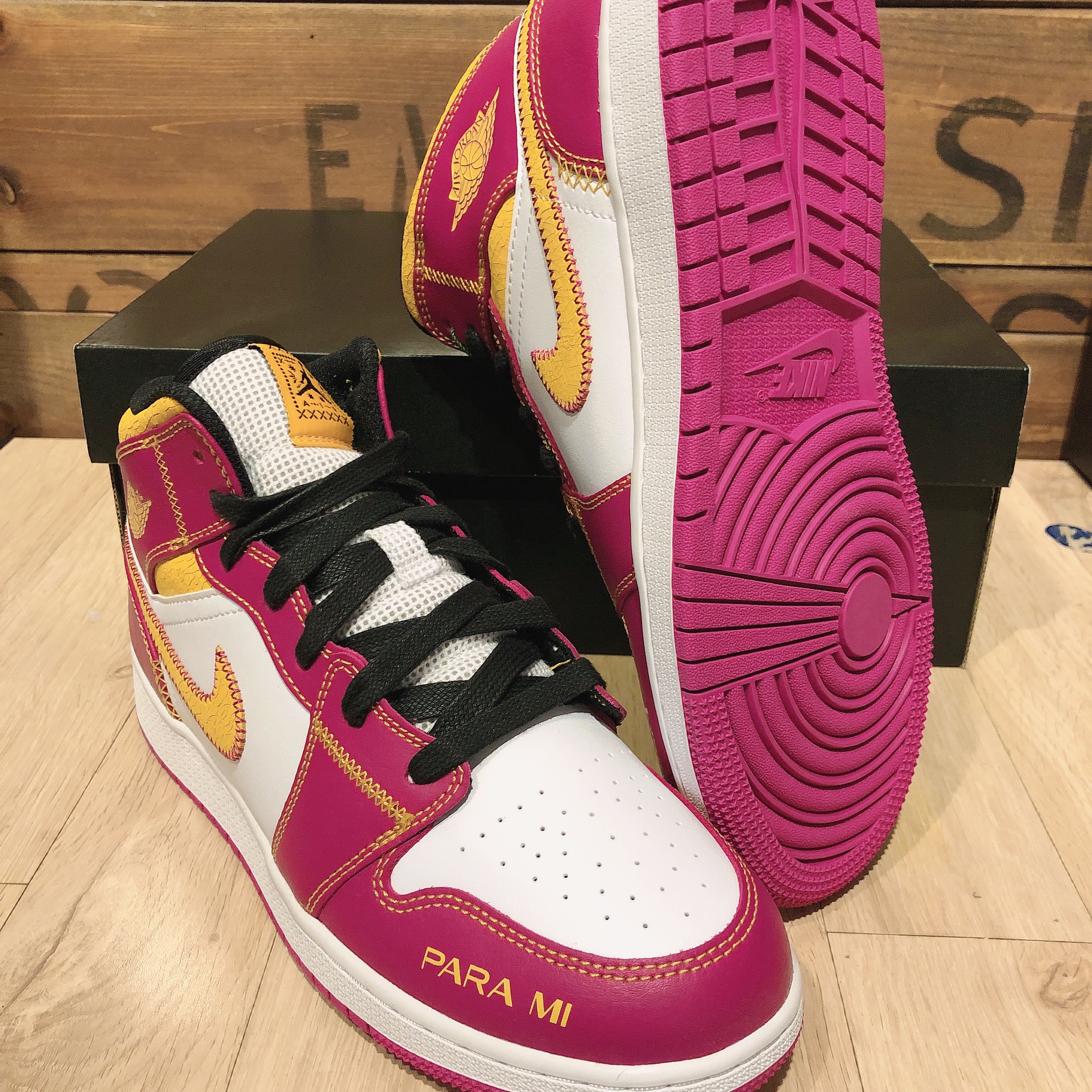 (GS) Jordan 1 Mid DOD Familia 착용 스타일 - 2