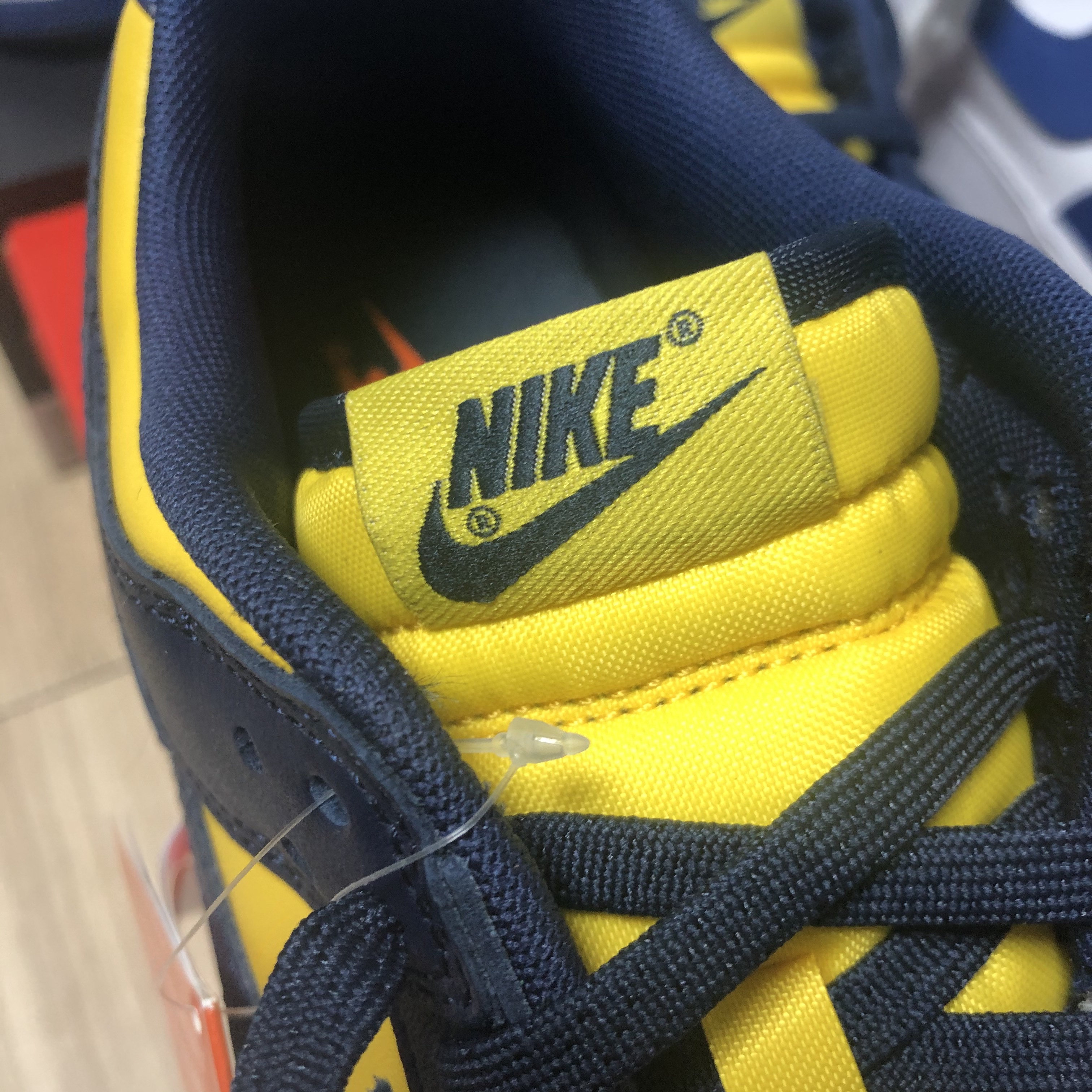 Nike Dunk Low Retro Varsity Maize 착용 스타일 - 4