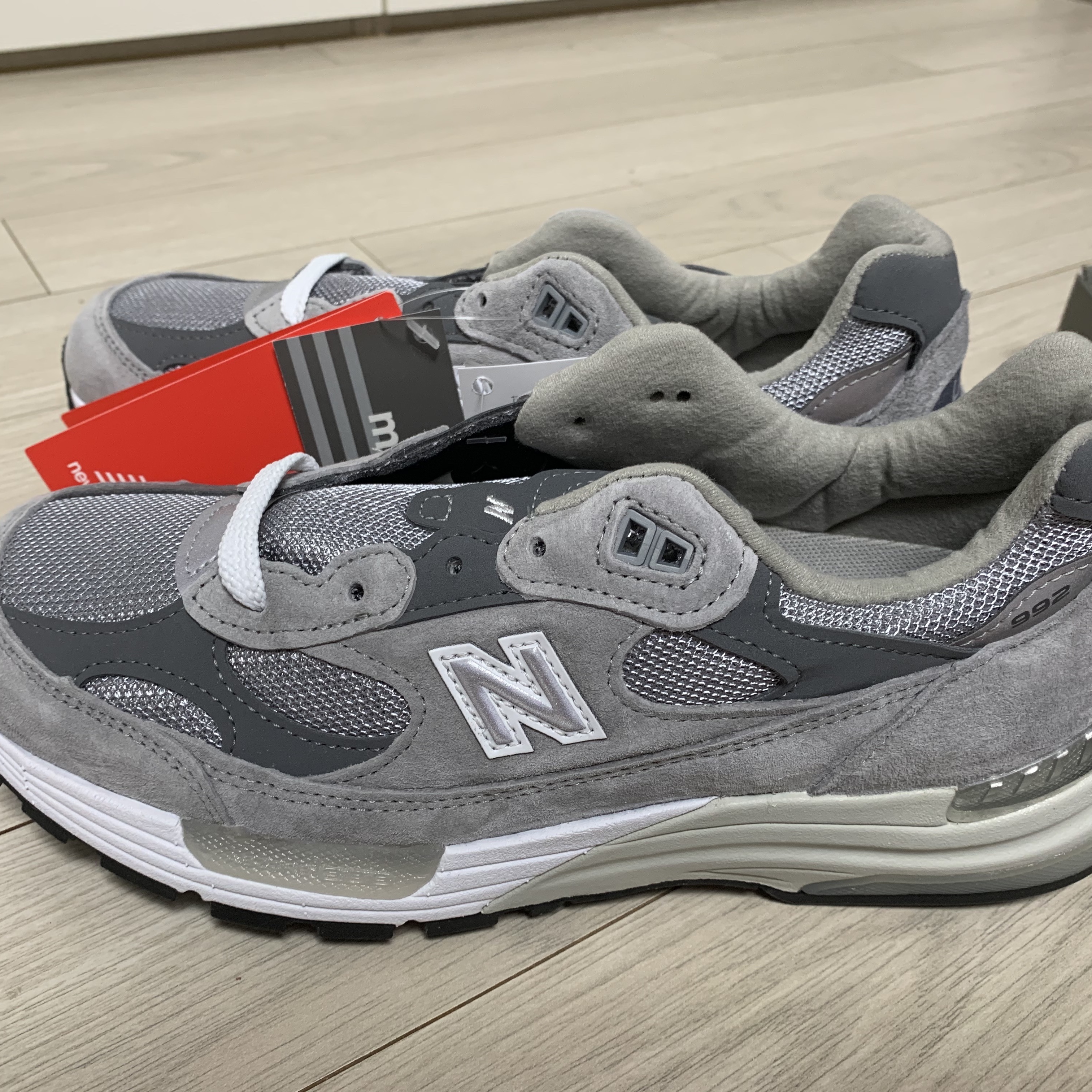New Balance 992 Made in USA Grey - D Standard 착용 스타일