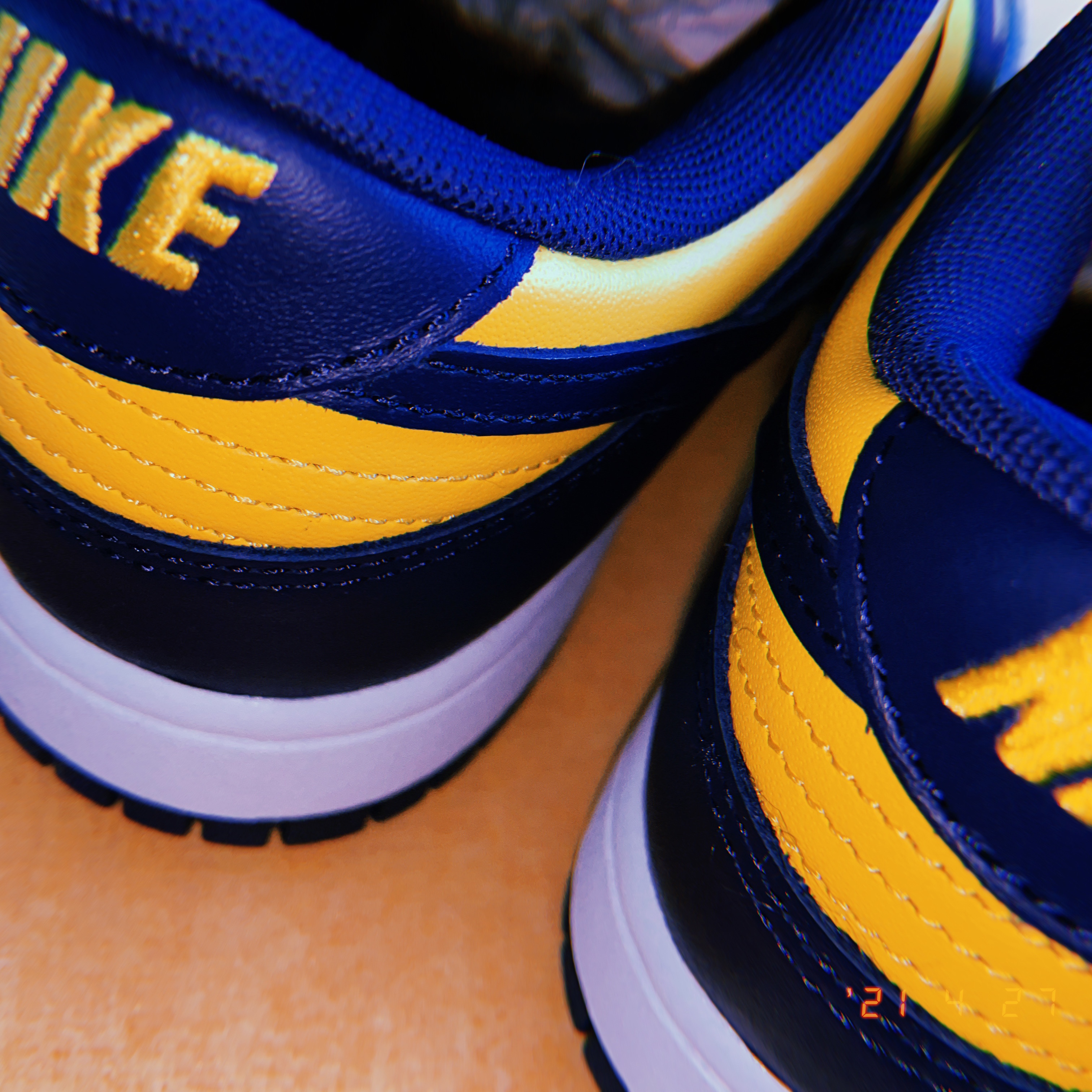 Nike Dunk Low Retro Varsity Maize 착용 스타일 - 3