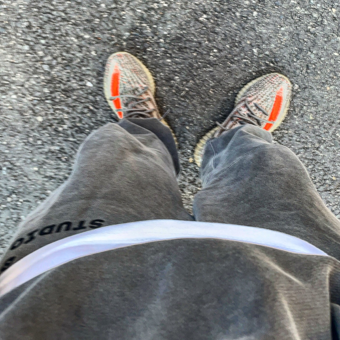 IAB Studio Blocked Pigment Hoodie Black, IAB Studio Blocked Pigment Sweatpants Black 착용 스타일