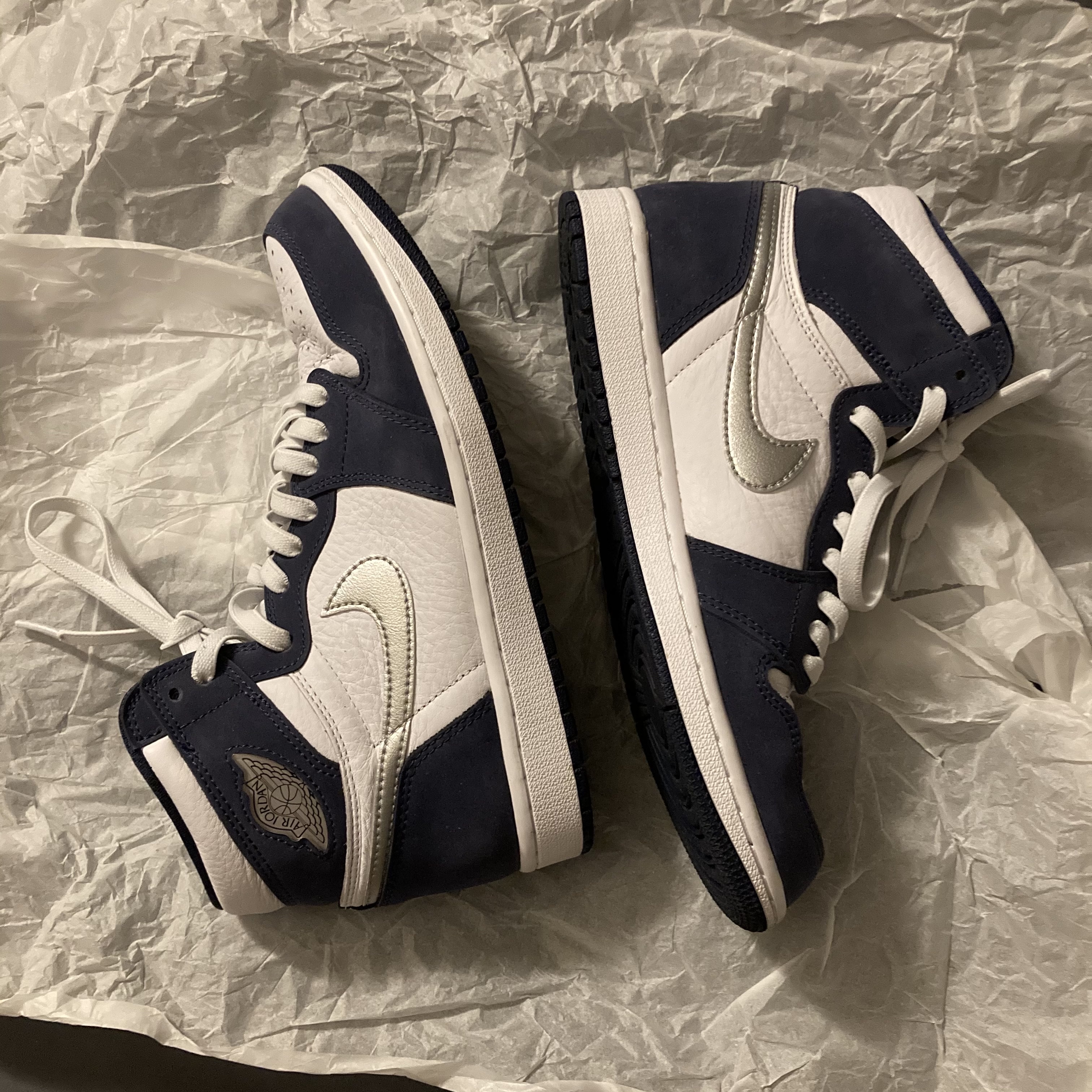 Jordan 1 Retro High OG CO.JP Midnight Navy 착용 스타일 - 1