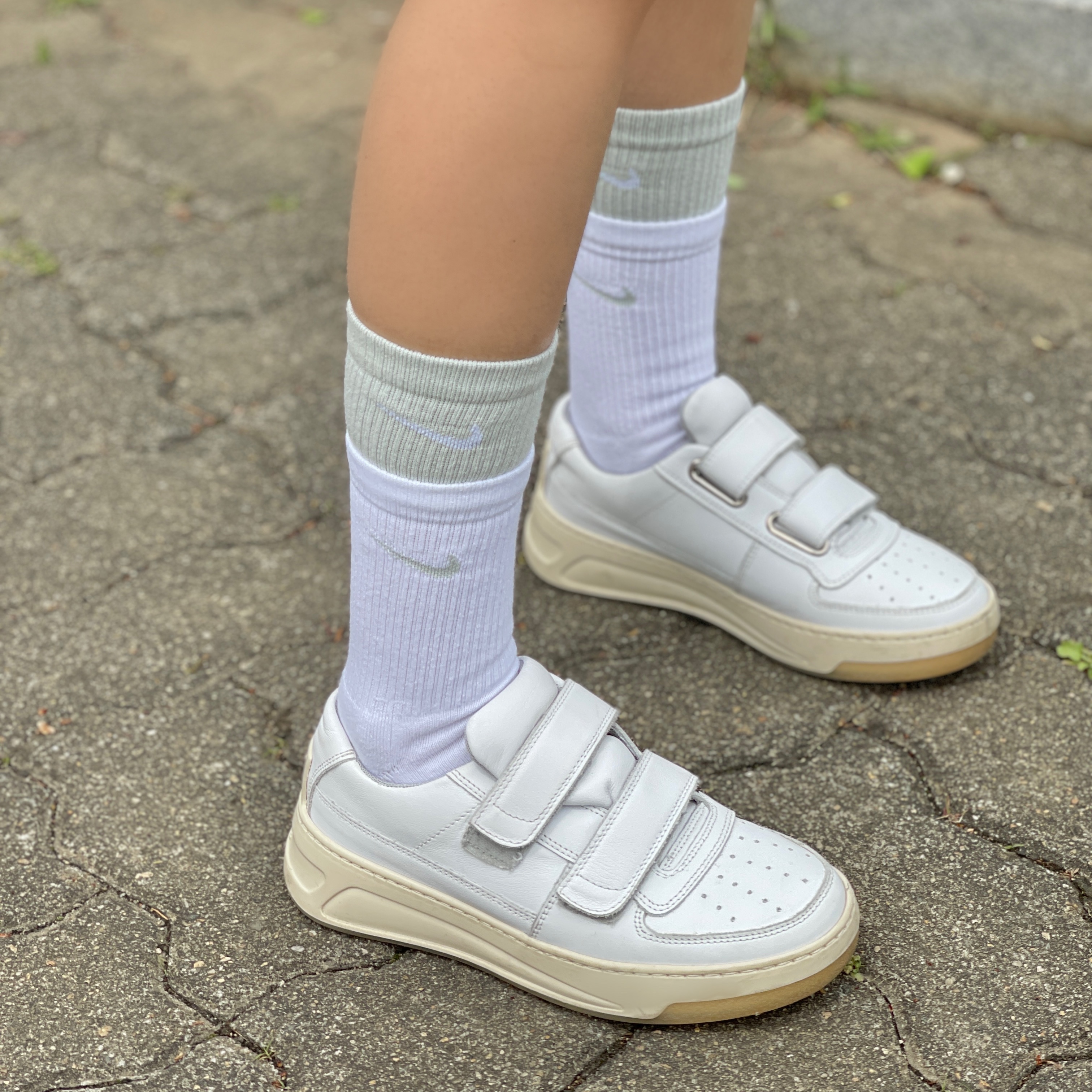 (W) Acne Studios Steffey Velcro Strap Sneakers White - 19FW 착용 스타일 - 2