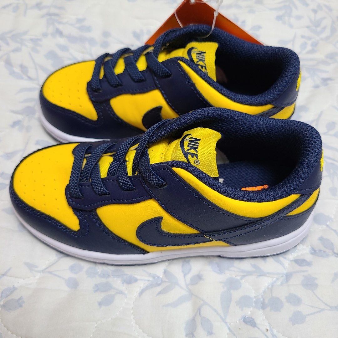 (TD) Nike Dunk Low Varsity Maize 착용 스타일