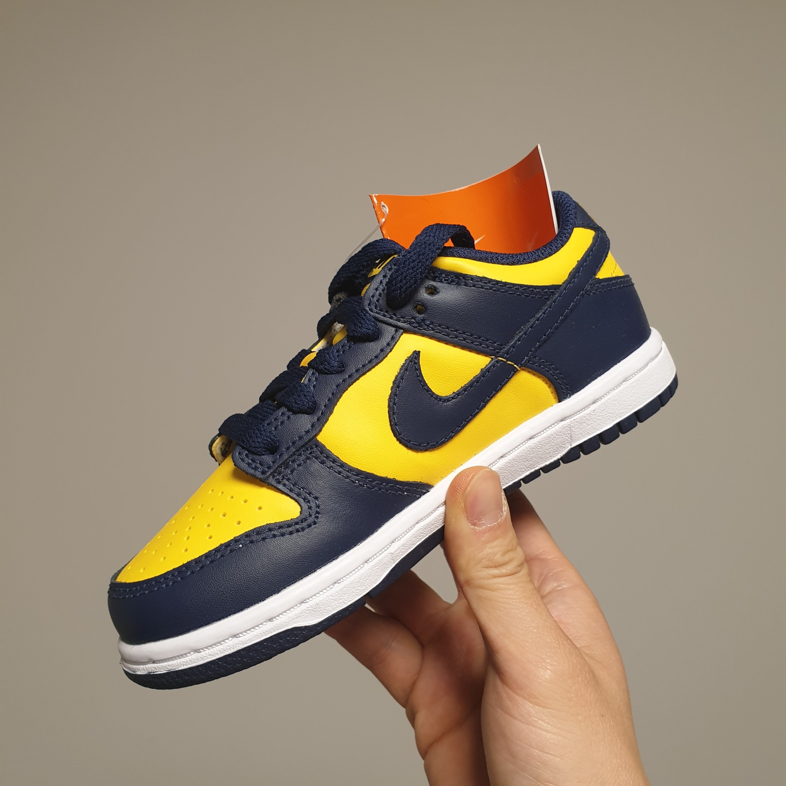 (PS) Nike Dunk Low Varsity Maize 착용 스타일 - 1