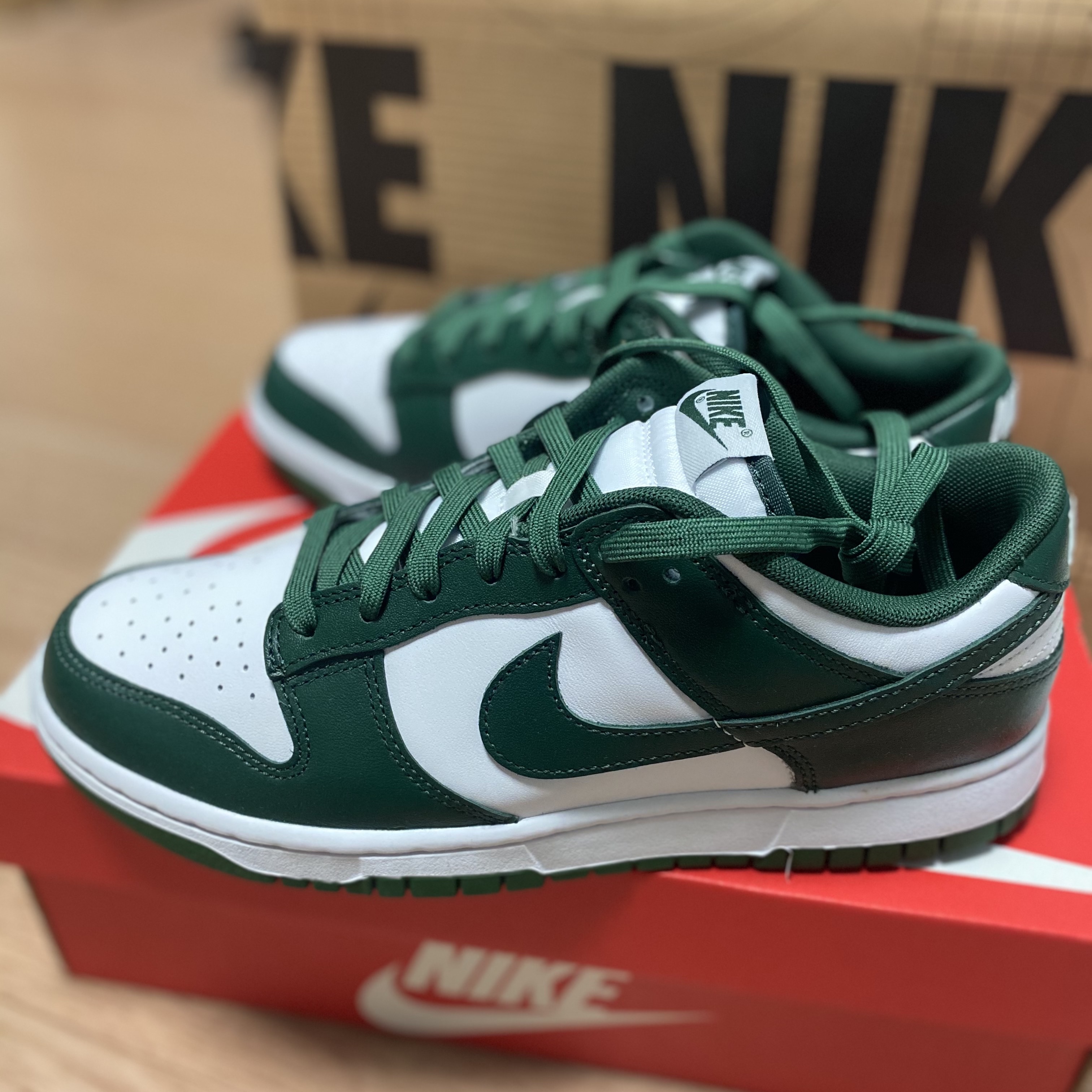 Nike Dunk Low Retro Varsity Green 착용 스타일 - 1